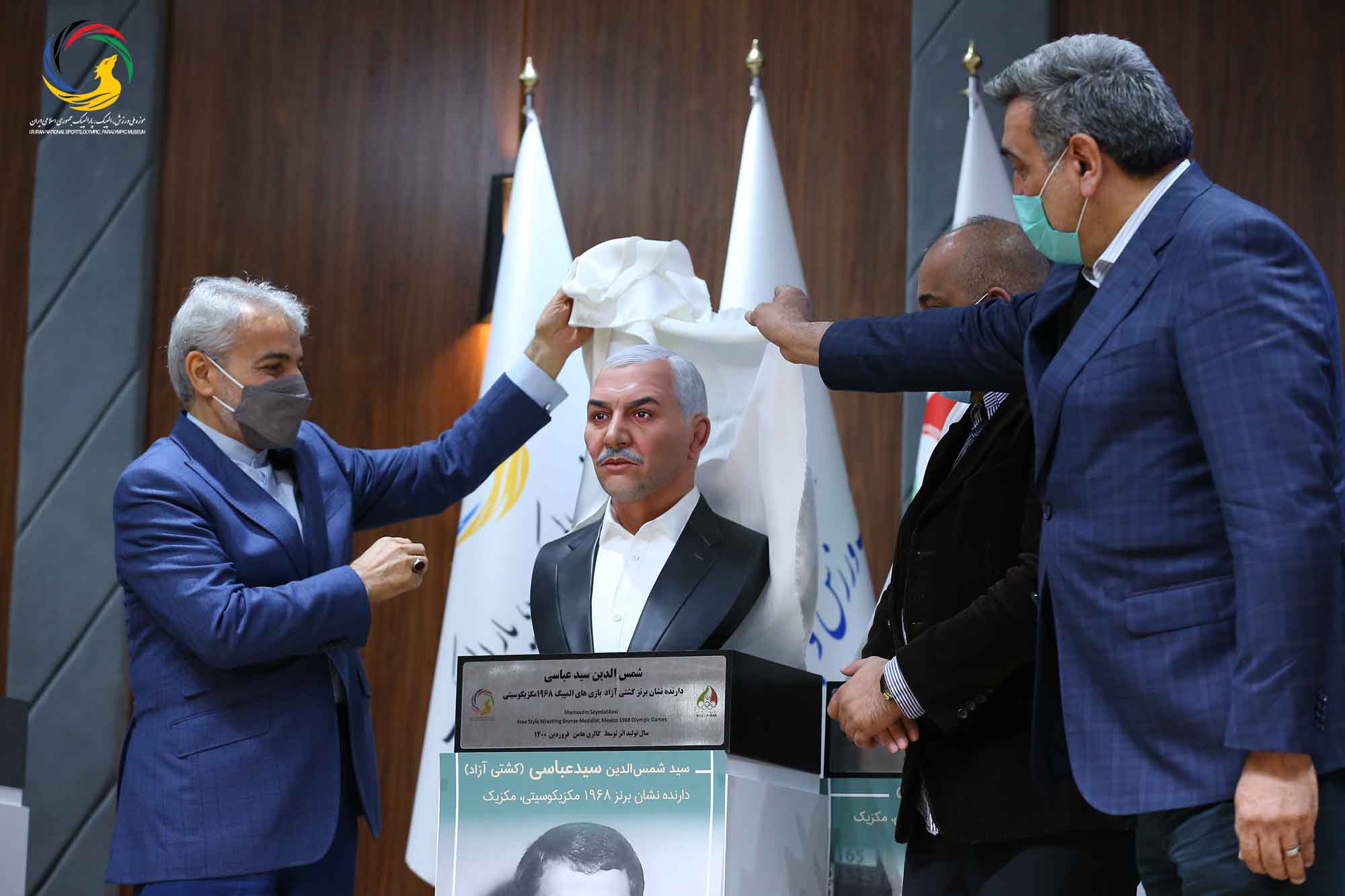 آئین رونمایی از سردیس ده نفر از قهرمانان تاریخ المپیک و پارالمپیک