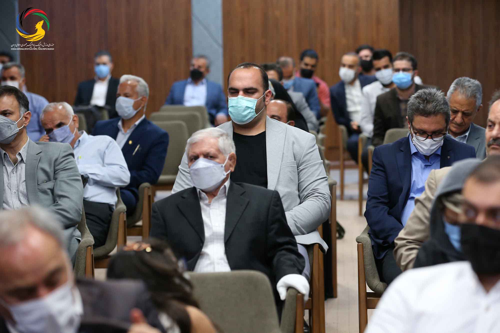 آئین رونمایی از سردیس ده نفر از قهرمانان تاریخ المپیک و پارالمپیک