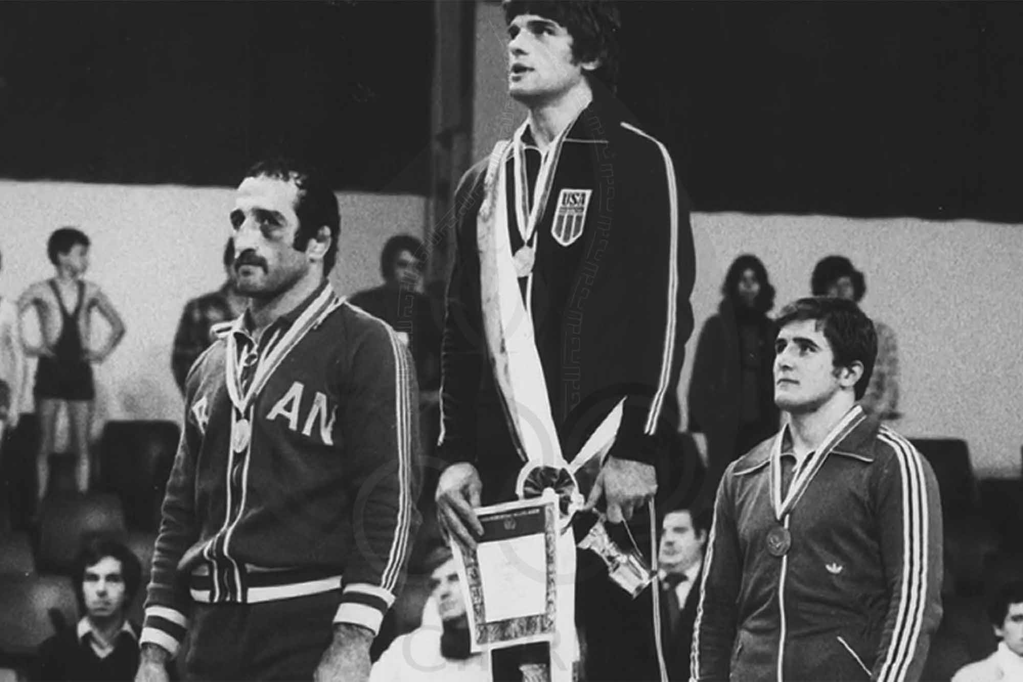 منصور برزگر