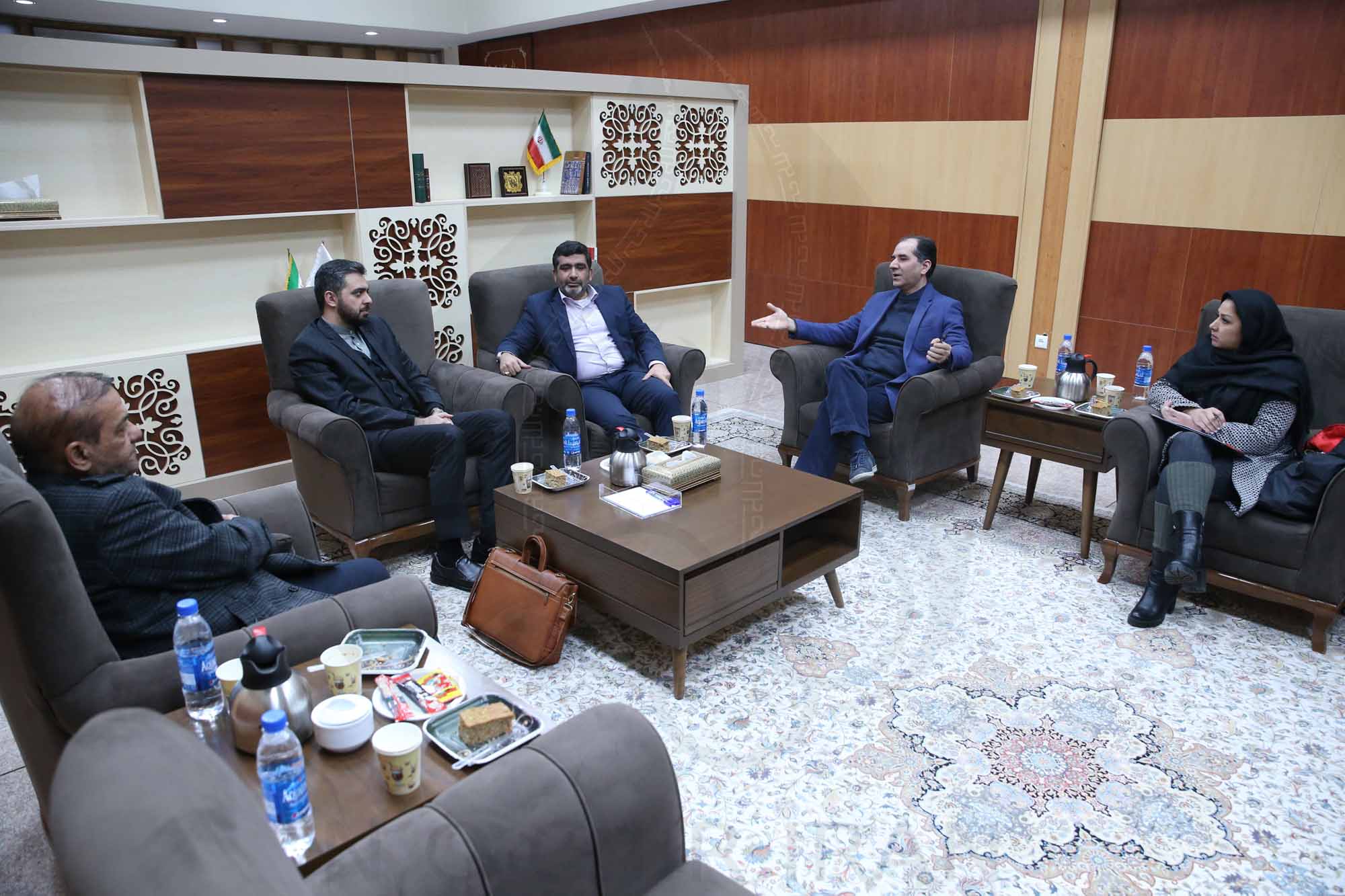 کمیسیون فناوری و مدیریت فضای مجازی