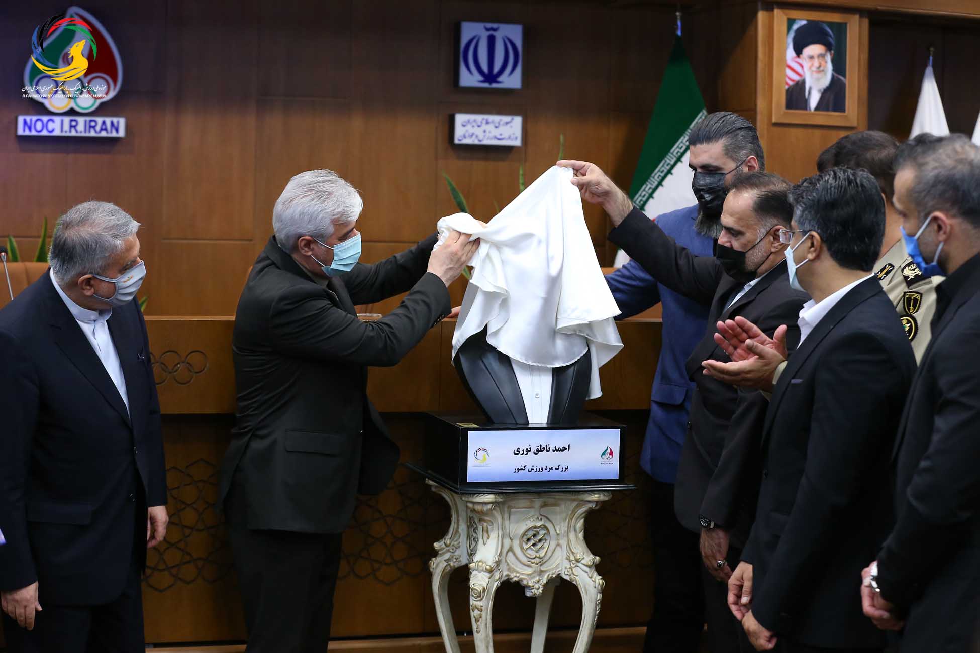 مراسم رونمایی از سردیس نام آوران بوکس کشور