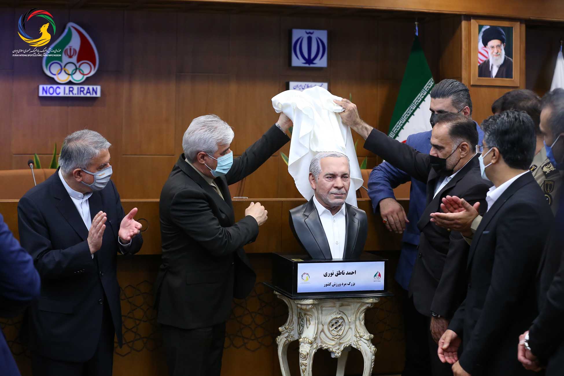 مراسم رونمایی از سردیس نام آوران بوکس کشور