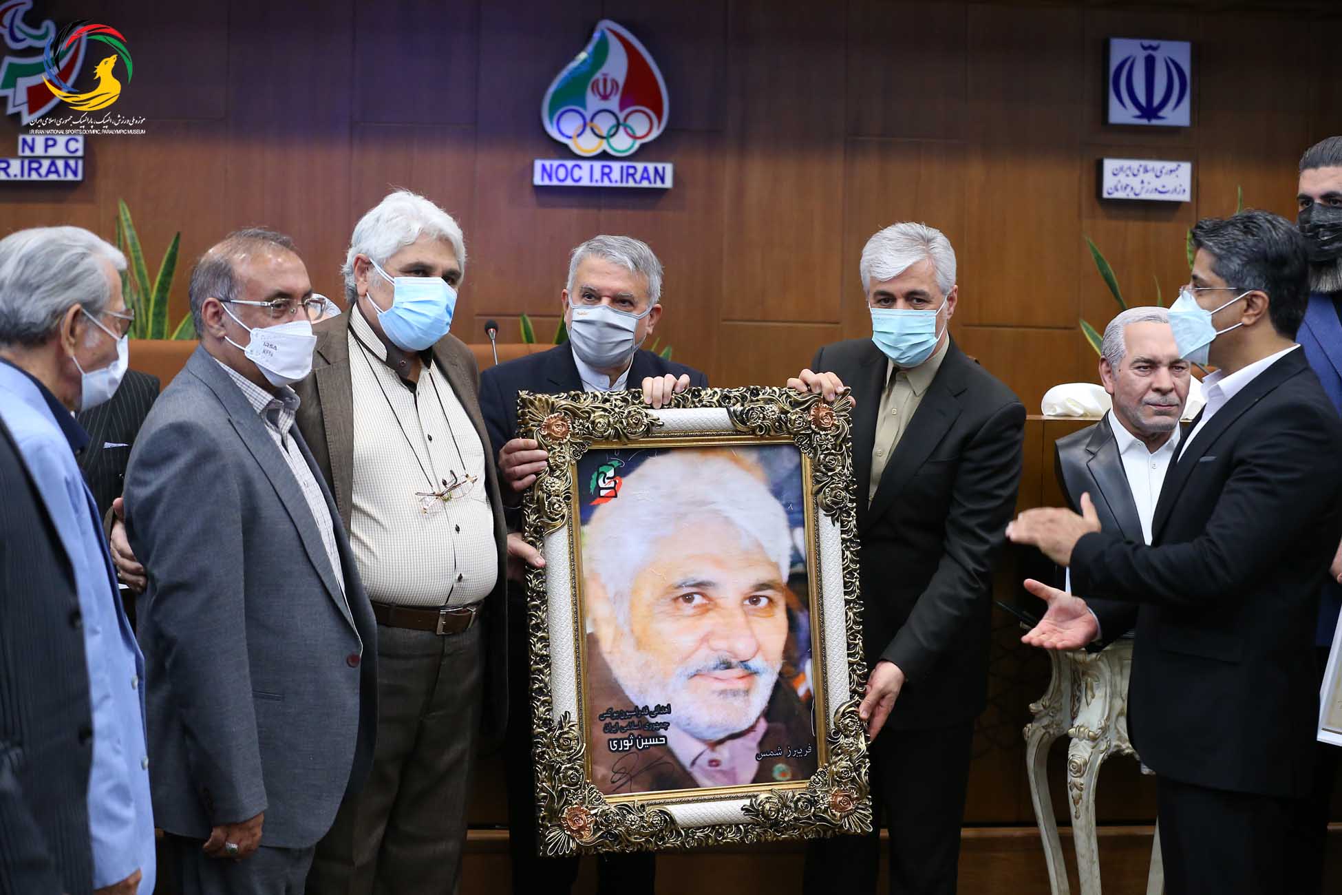 مراسم رونمایی از سردیس نام آوران بوکس کشور