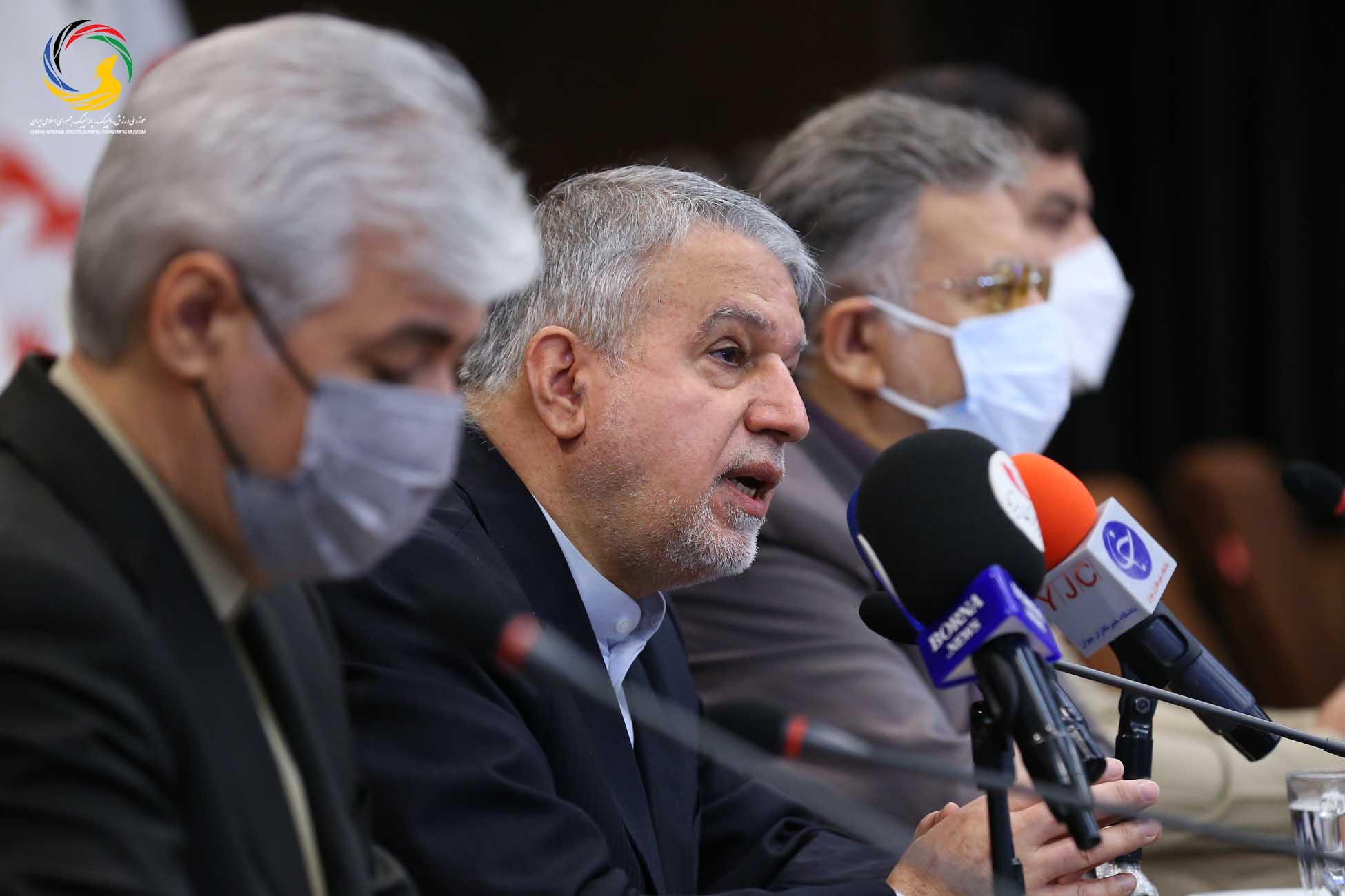 مراسم رونمایی از سردیس نام آوران بوکس کشور