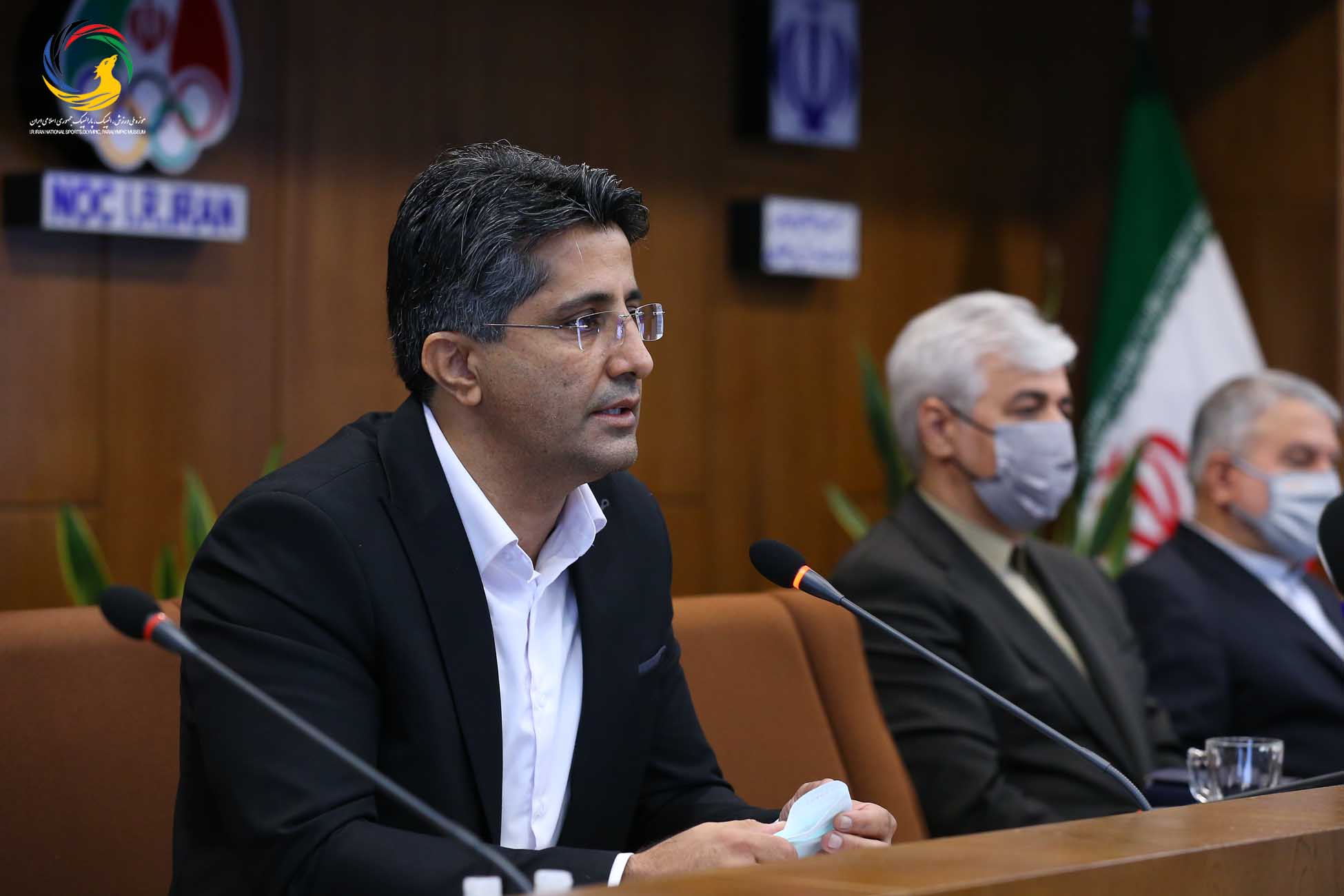 مراسم رونمایی از سردیس نام آوران بوکس کشور