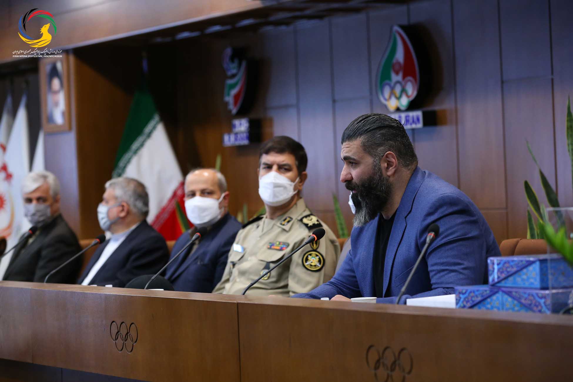 مراسم رونمایی از سردیس نام آوران بوکس کشور