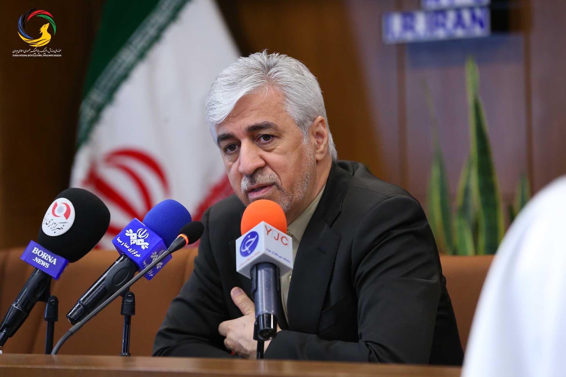 مراسم رونمایی از سردیس نام آوران بوکس کشور