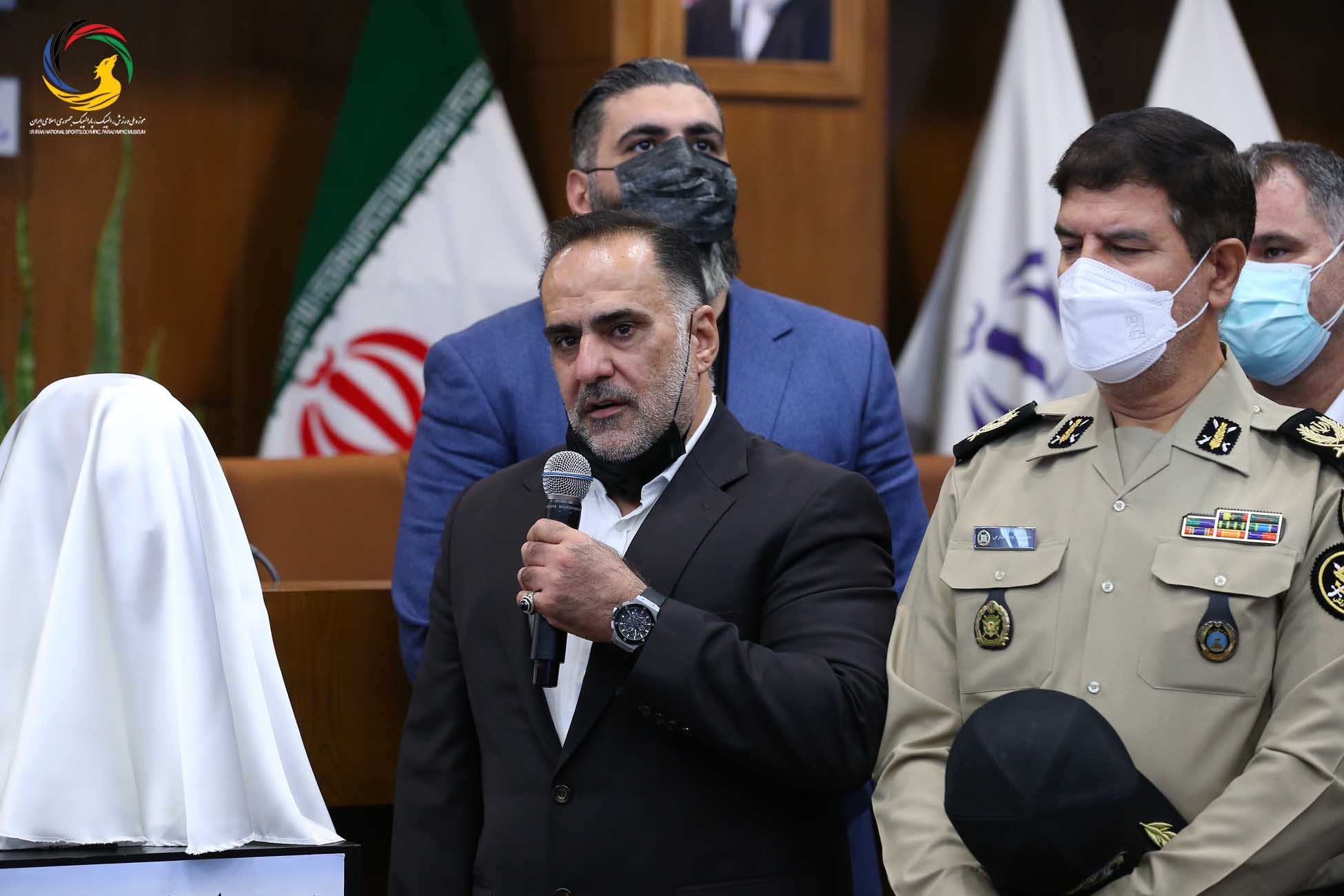 مراسم رونمایی از سردیس نام آوران بوکس کشور