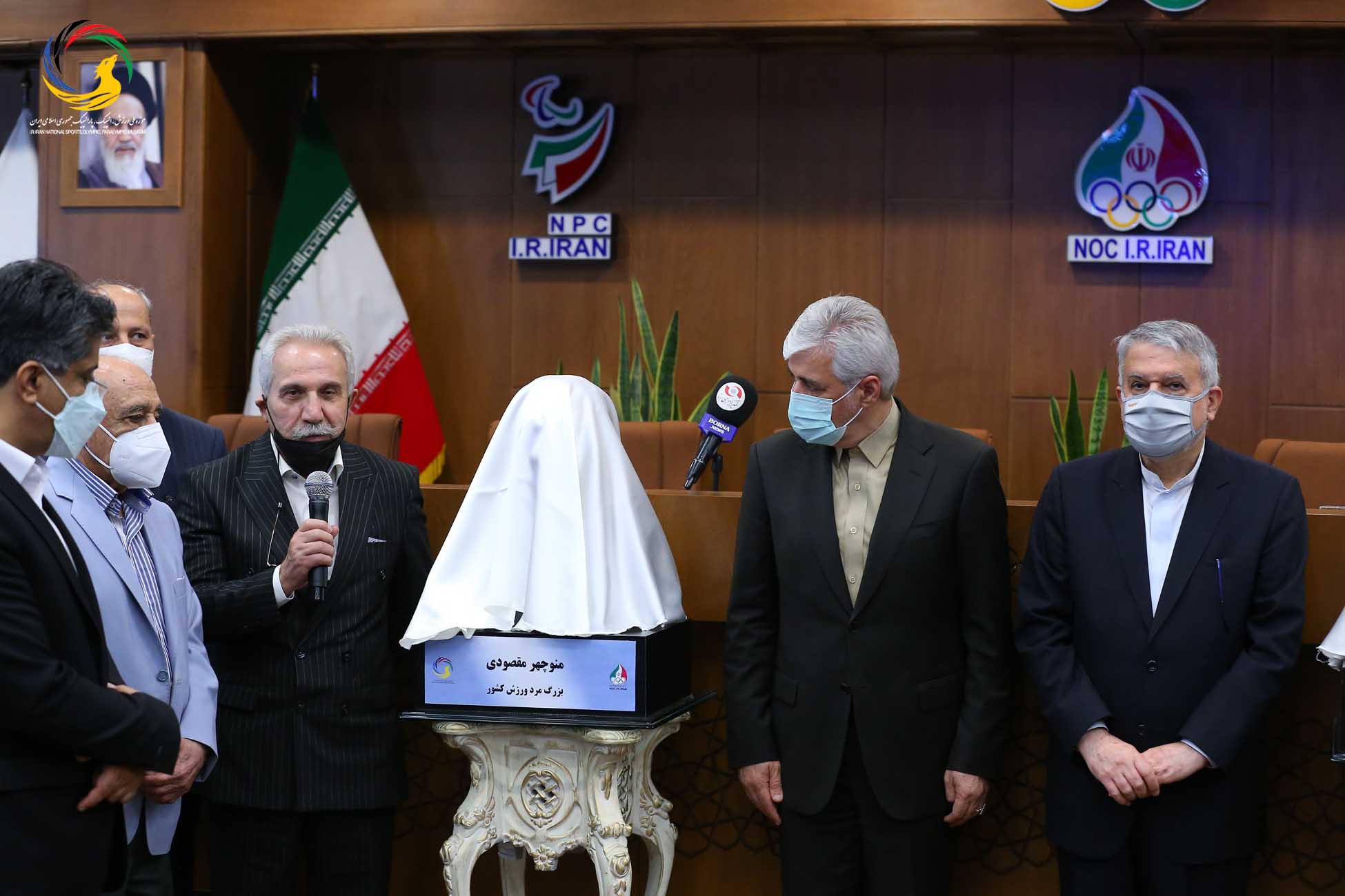 مراسم رونمایی از سردیس نام آوران بوکس کشور