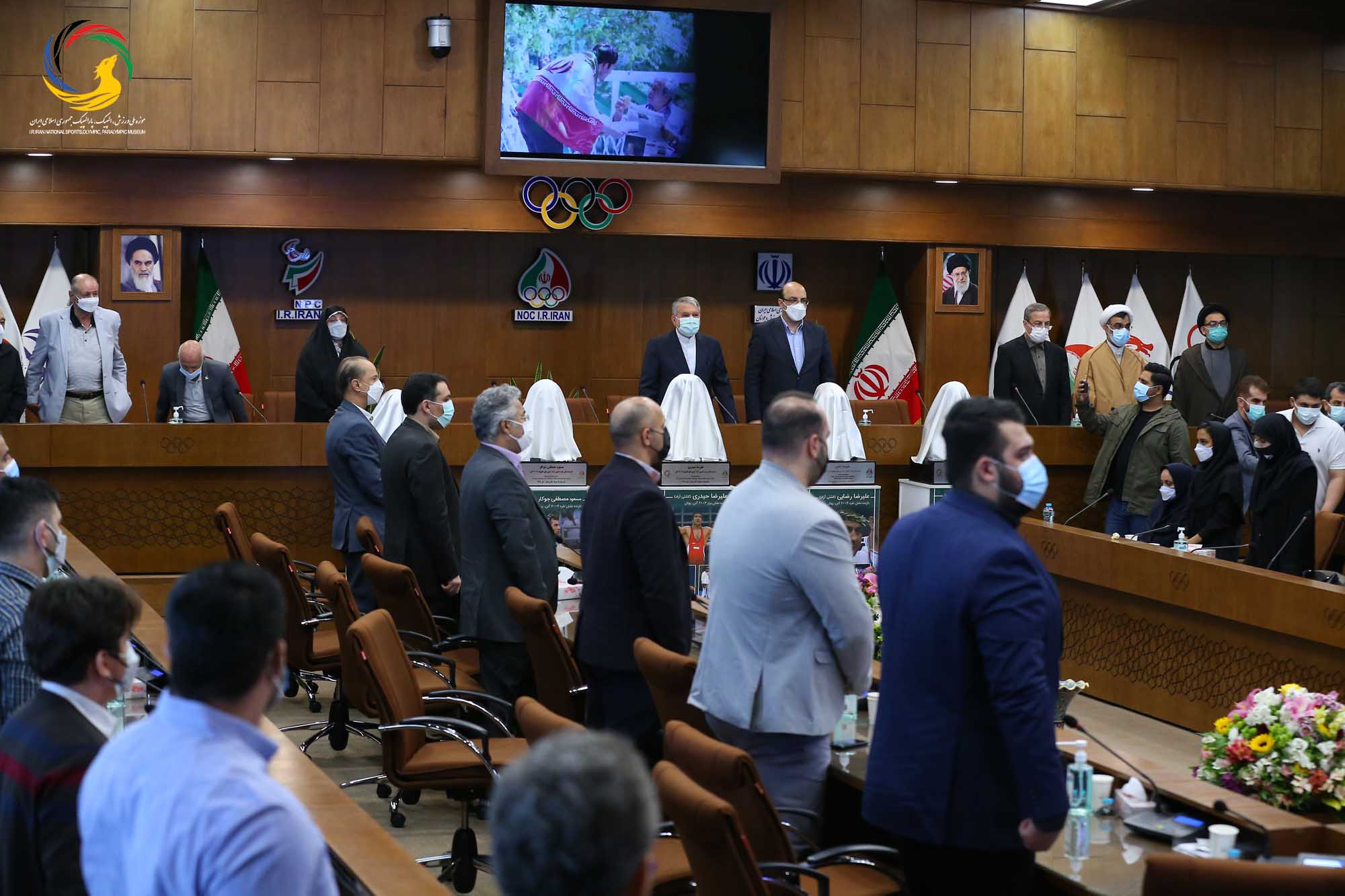 مراسم رونمایی از سردیس پنج تن از قهرمانان ورزش کشور