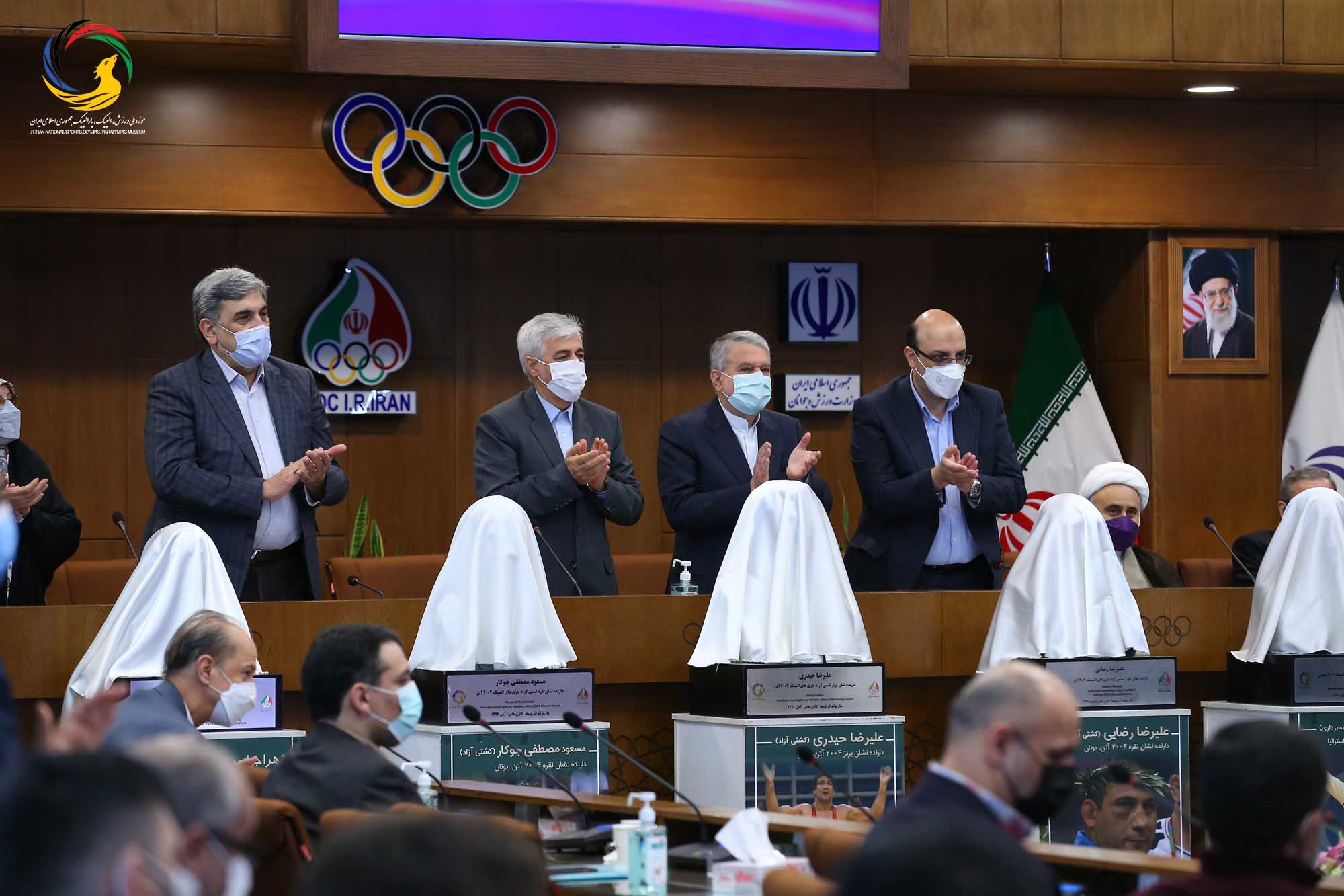 مراسم رونمایی از سردیس پنج تن از قهرمانان ورزش کشور