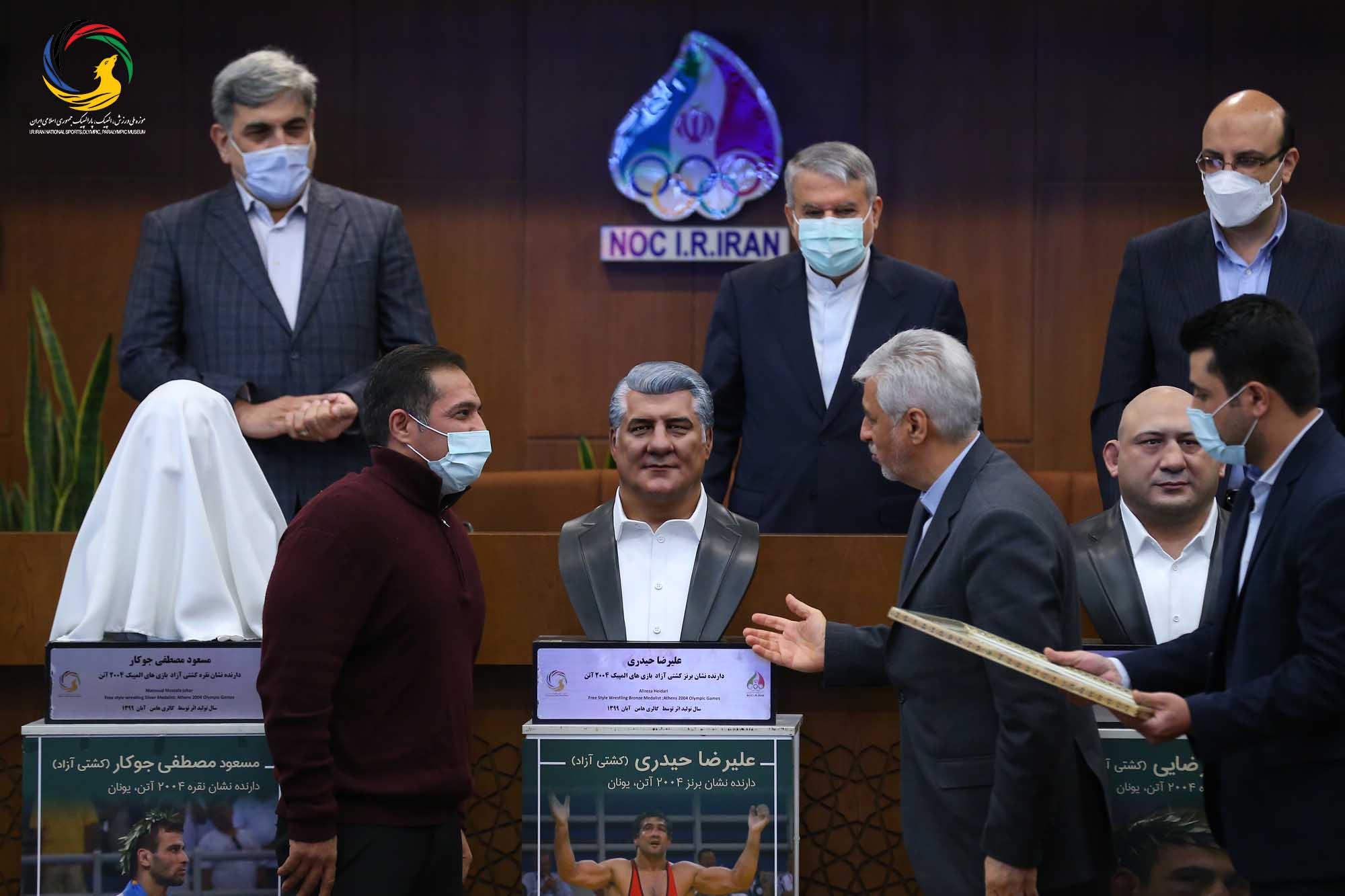 مراسم رونمایی از سردیس پنج تن از قهرمانان ورزش کشور