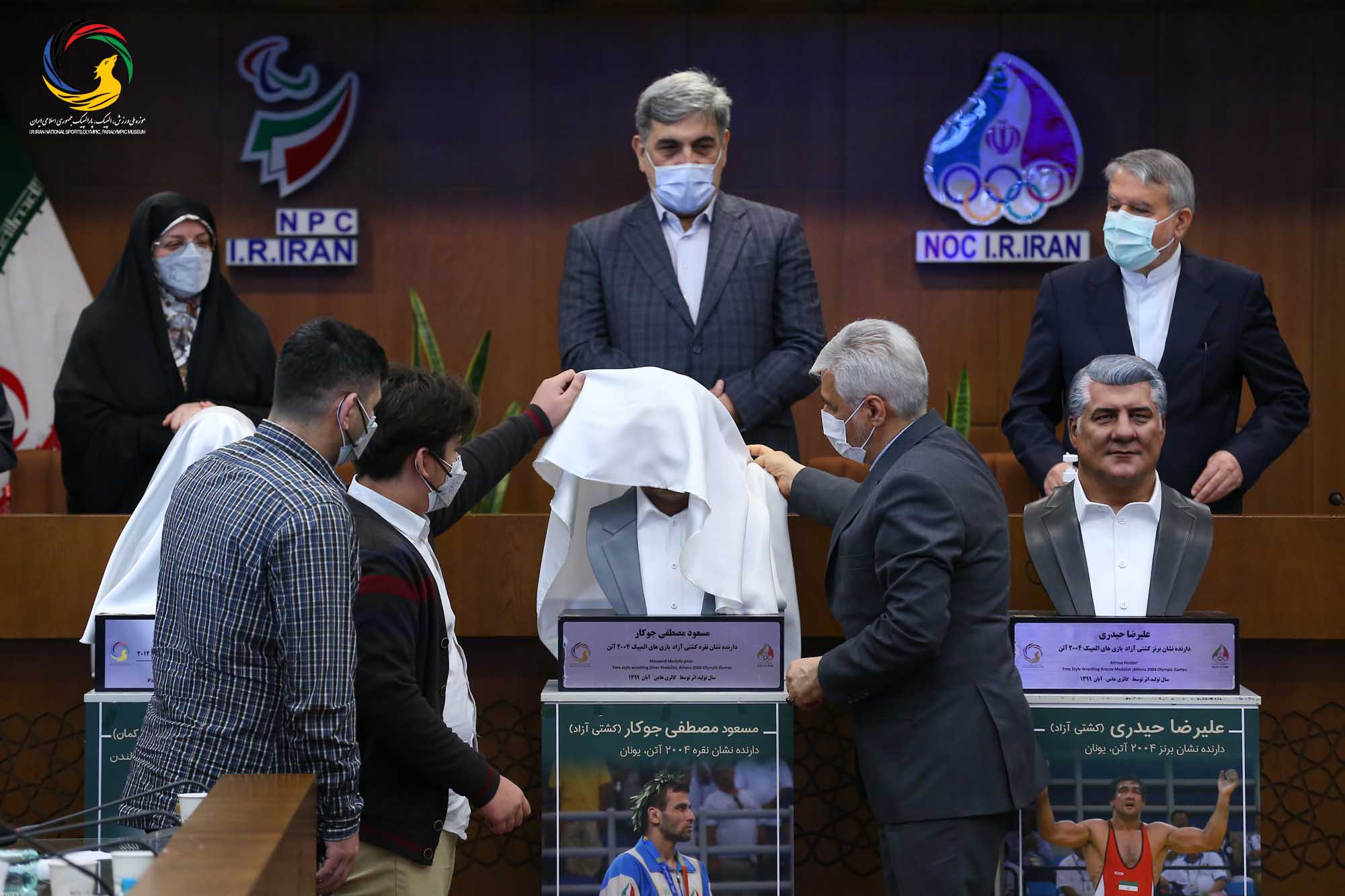 مراسم رونمایی از سردیس پنج تن از قهرمانان ورزش کشور