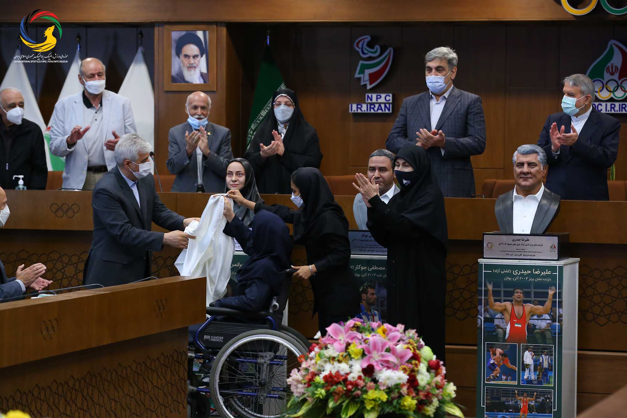 مراسم رونمایی از سردیس پنج تن از قهرمانان ورزش کشور