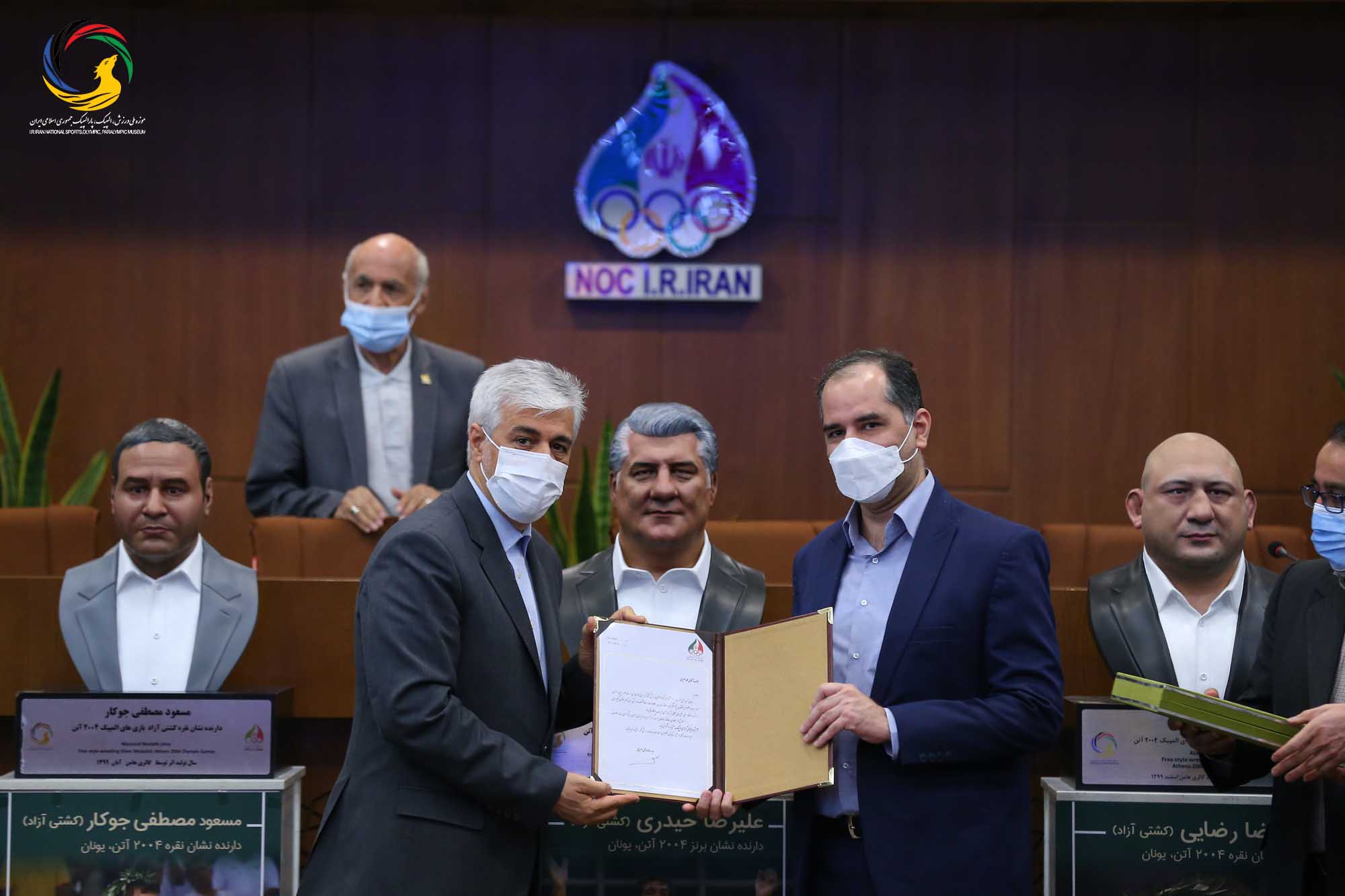 مراسم رونمایی از سردیس پنج تن از قهرمانان ورزش کشور