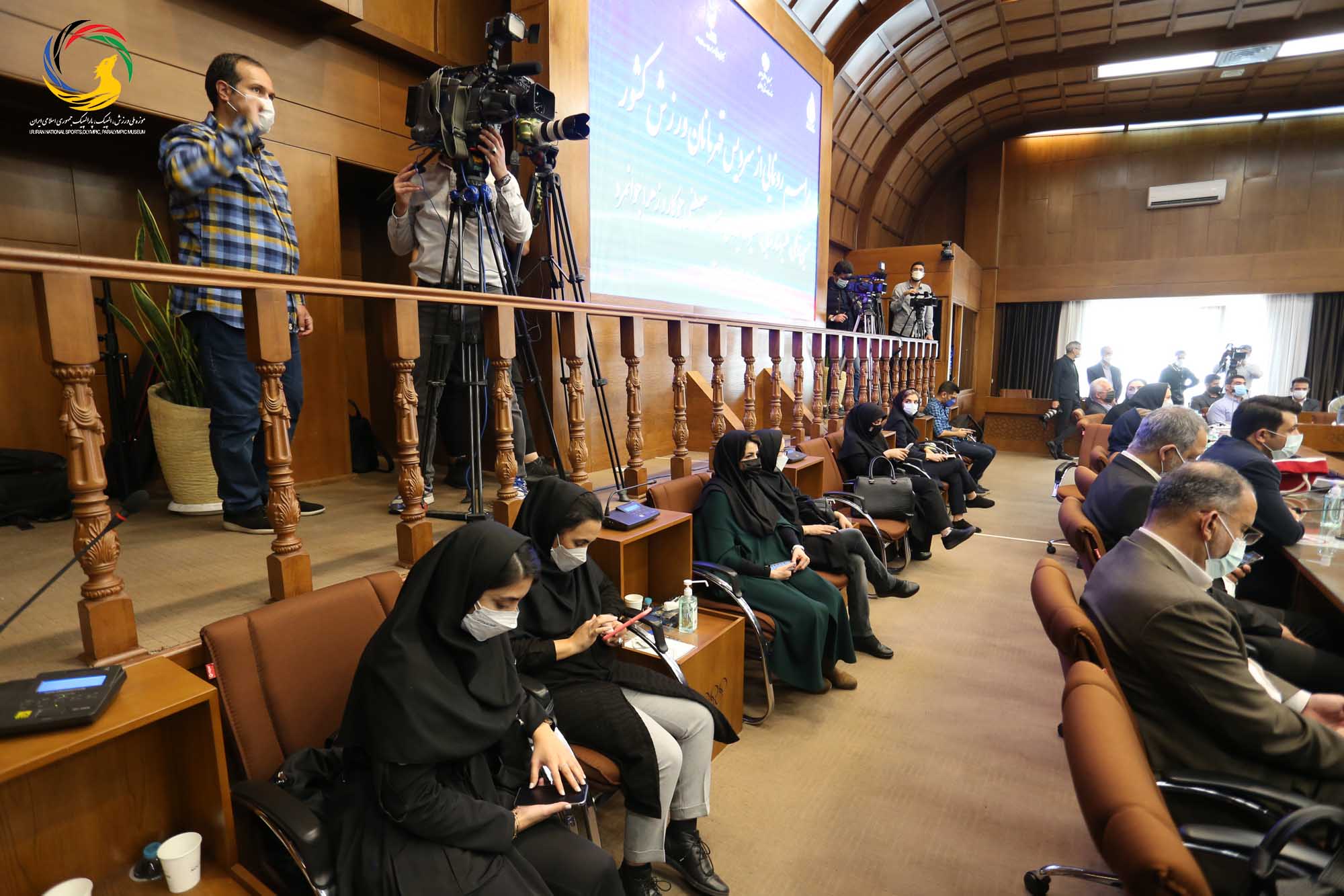 مراسم رونمایی از سردیس پنج تن از قهرمانان ورزش کشور