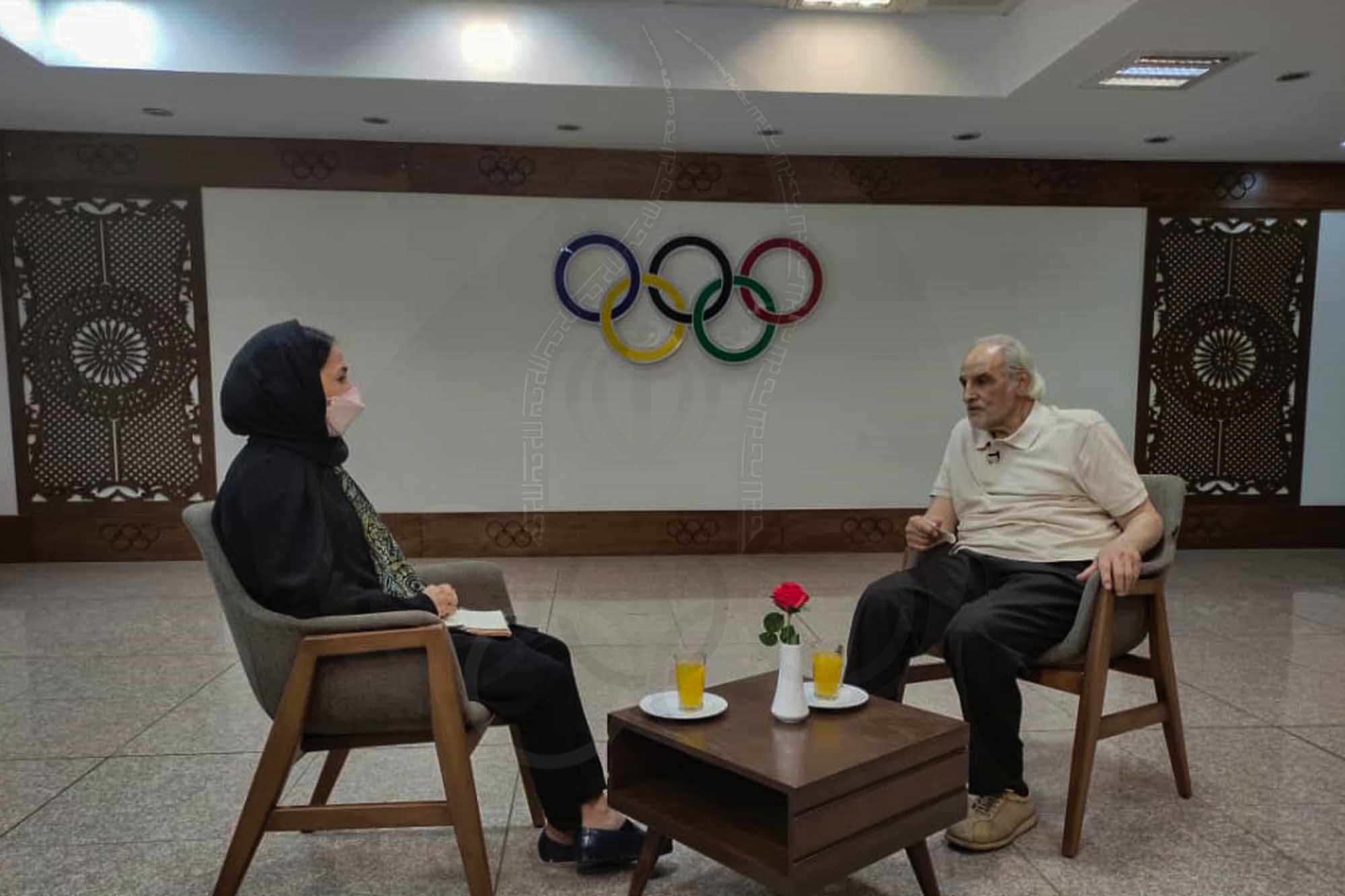 نادر کاشانی