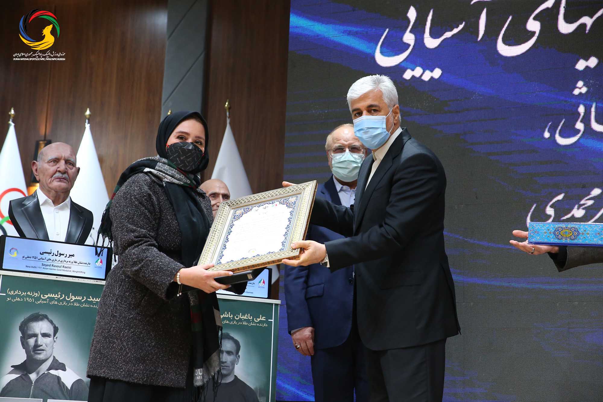 آئین رونمایی از سردیس طلایه داران بازی های آسیایی با حضور دکتر قالیباف