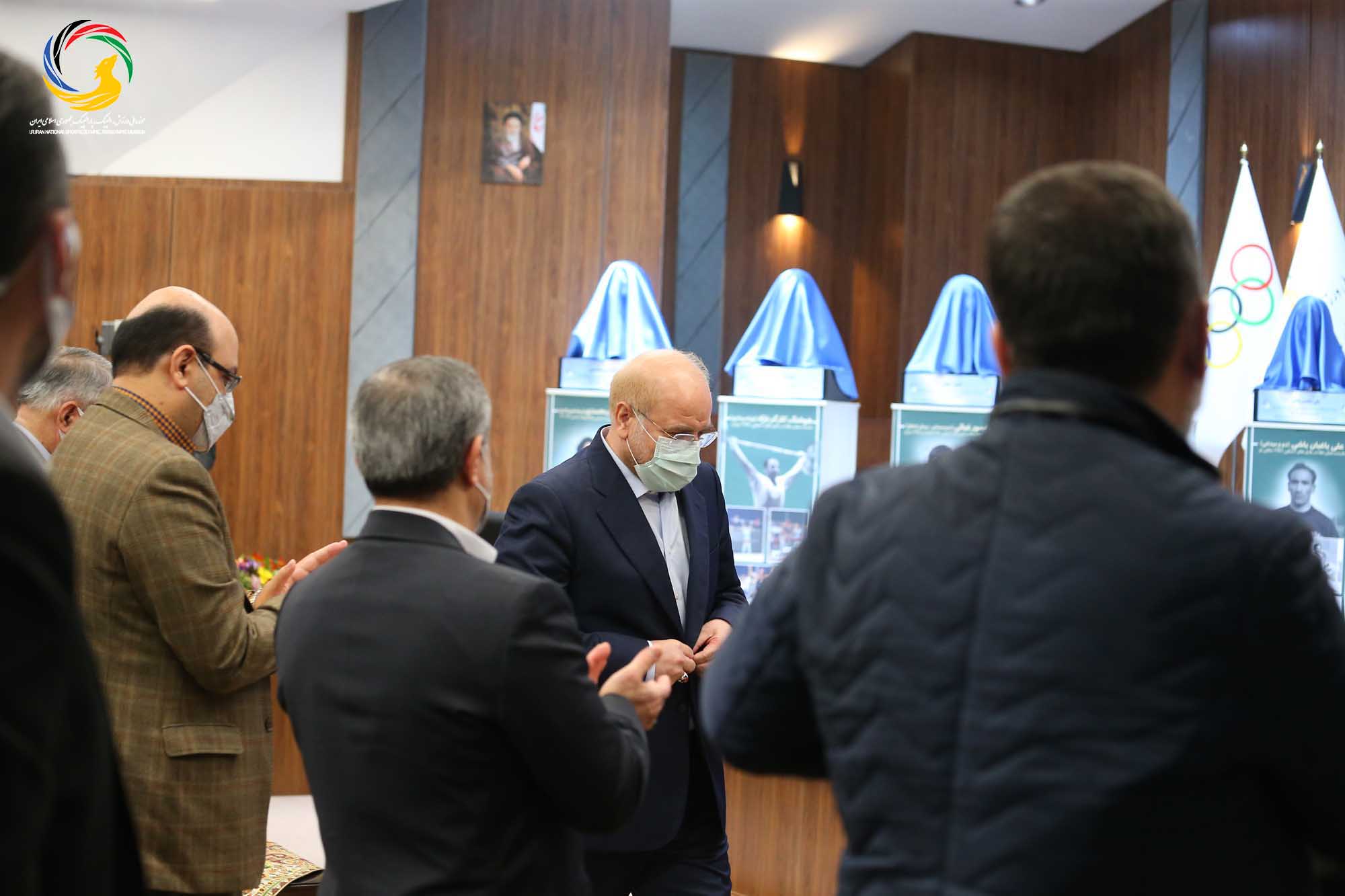 آئین رونمایی از سردیس طلایه داران بازی های آسیایی با حضور دکتر قالیباف