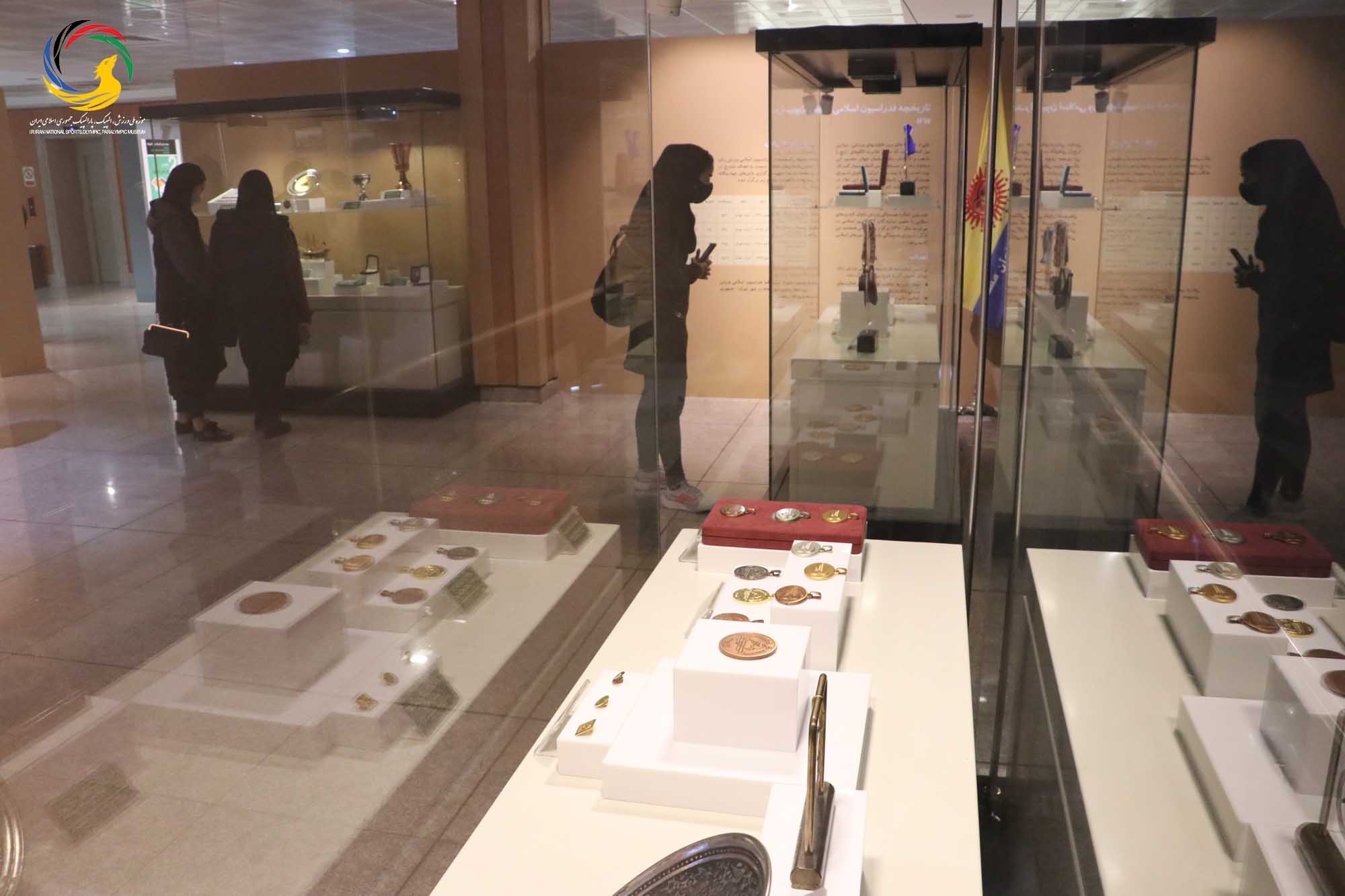 بازدید نخبگان دانشکده فنی و حرفه ای شریعتی از موزه ملی ورزش، المپیک، پارالمپیک