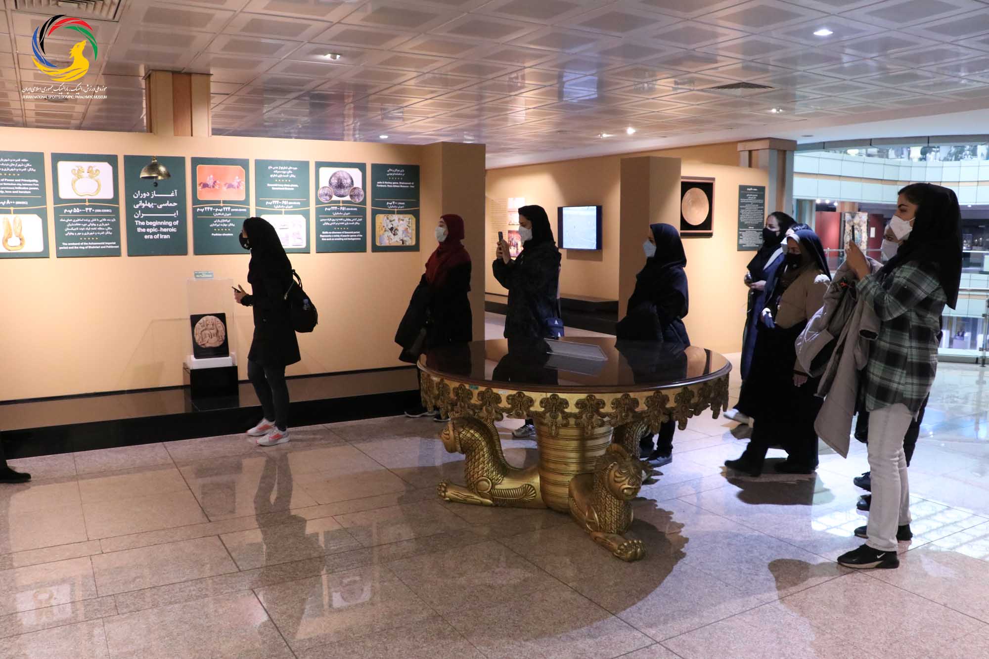 بازدید نخبگان دانشکده فنی و حرفه ای شریعتی از موزه ملی ورزش، المپیک، پارالمپیک