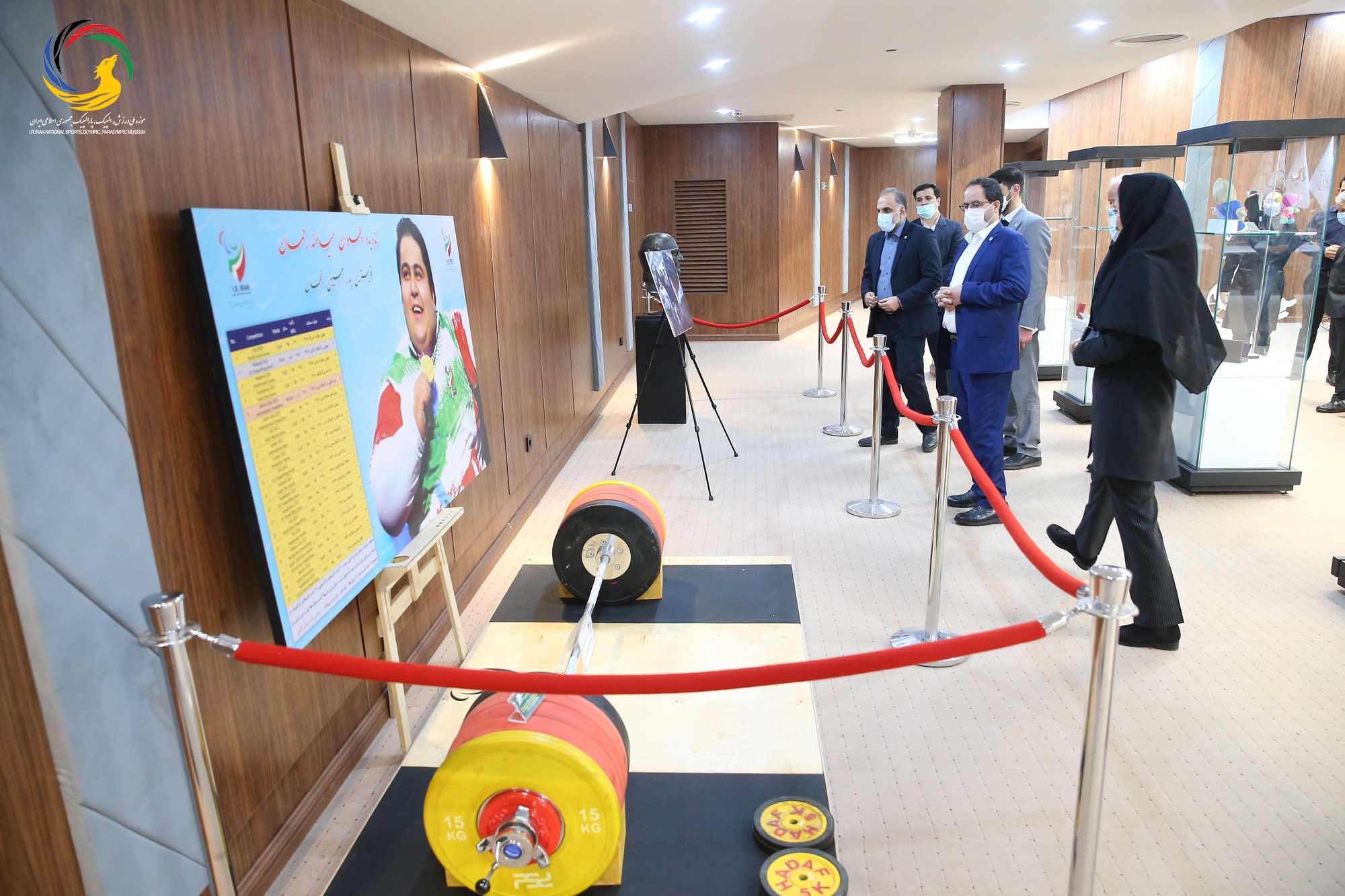 بازدید دکتر سید محمد  مقیمی از موزه ملی ورزش، المپیک، پارالمپیک