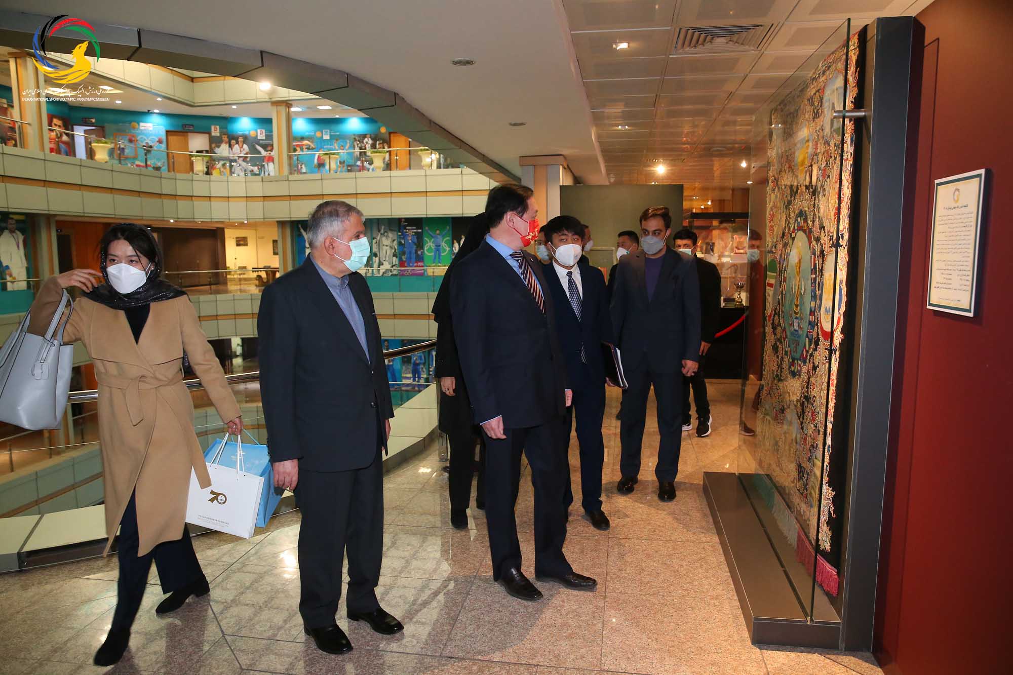 بازدید سفیر کشور چین و هیئت همراه از موزه ملی ورزش، المپیک، پارالمپیک