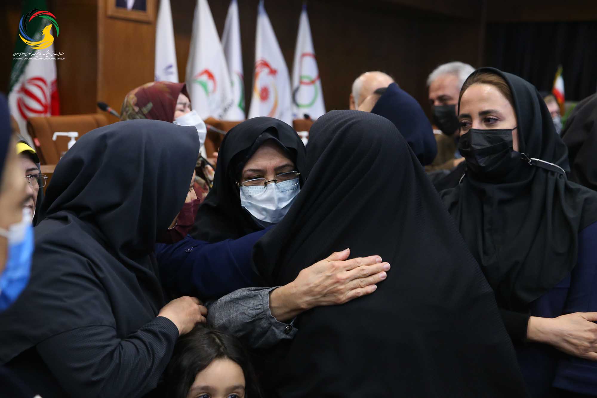 مراسم رونمایی از سردیس چهره ماندگار ورزش ایران سرکار خانم طاهره طاهریان