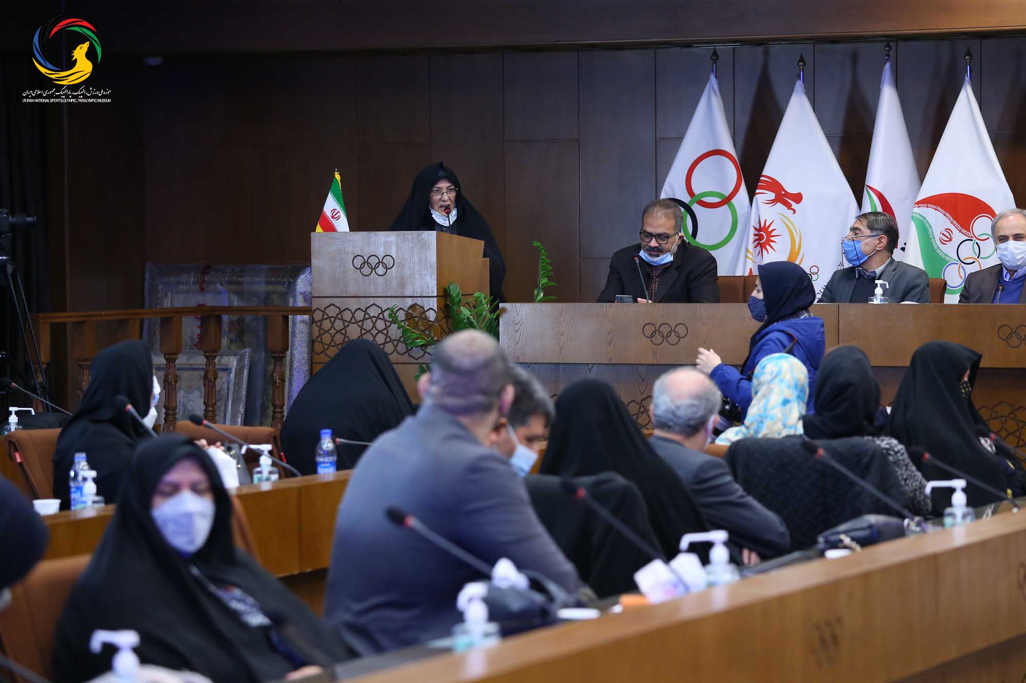 مراسم رونمایی از سردیس چهره ماندگار ورزش ایران سرکار خانم طاهره طاهریان