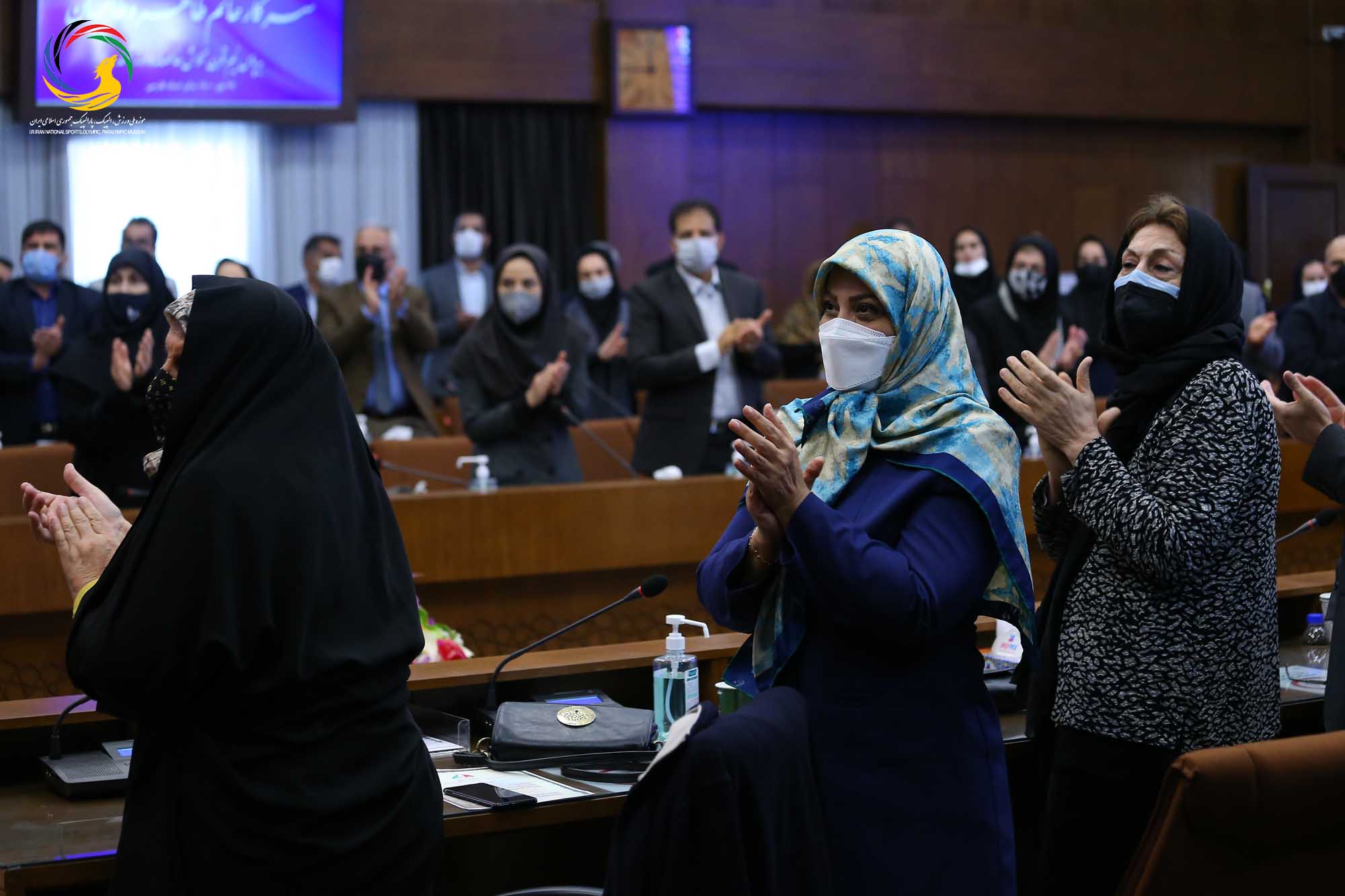 مراسم رونمایی از سردیس چهره ماندگار ورزش ایران سرکار خانم طاهره طاهریان