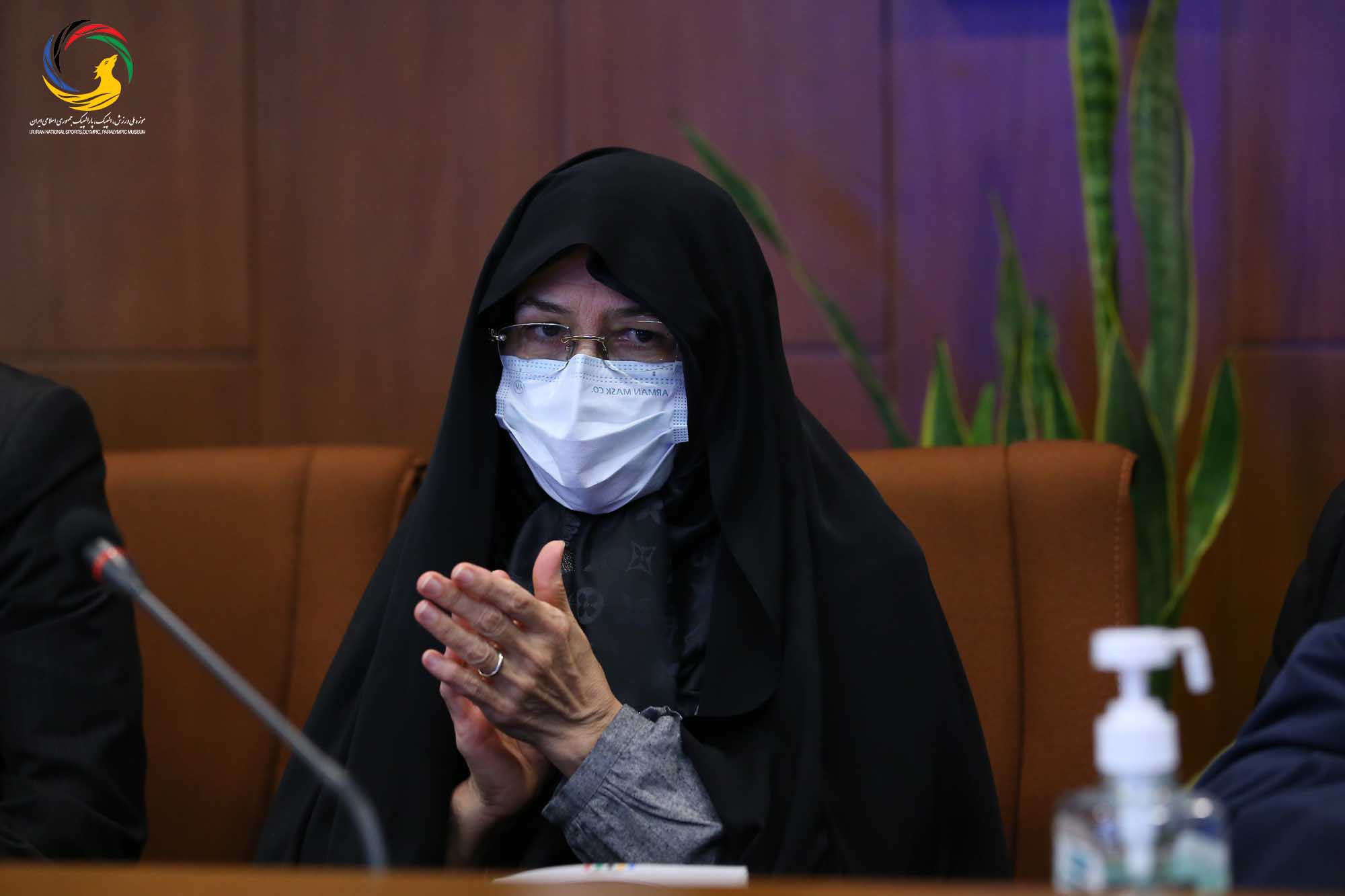 مراسم رونمایی از سردیس چهره ماندگار ورزش ایران سرکار خانم طاهره طاهریان