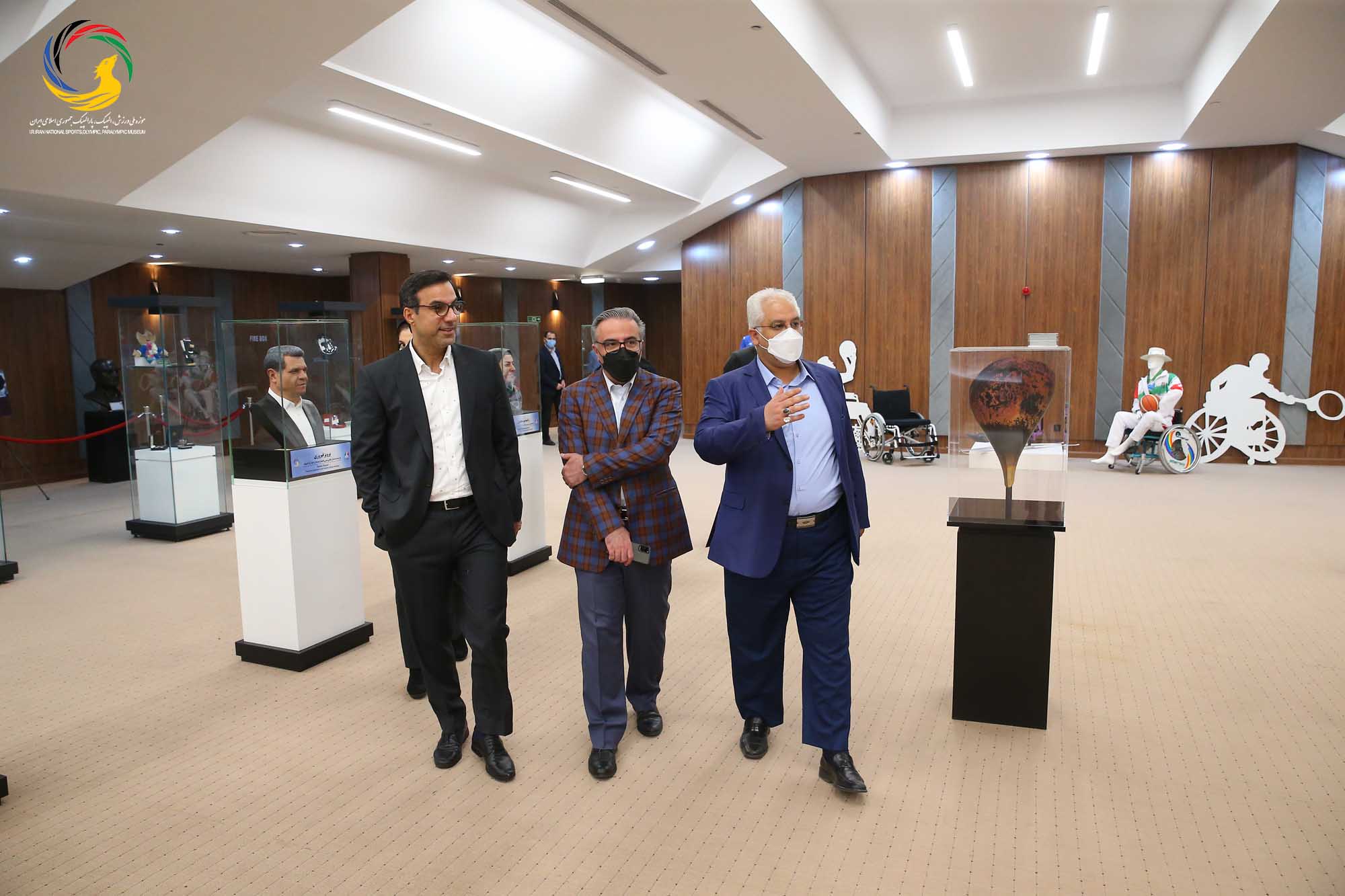 بازدید ریاست اتاق بازرگانی ایران و قطر از موزه ملی ورزش، المپیک، پارالمپیک