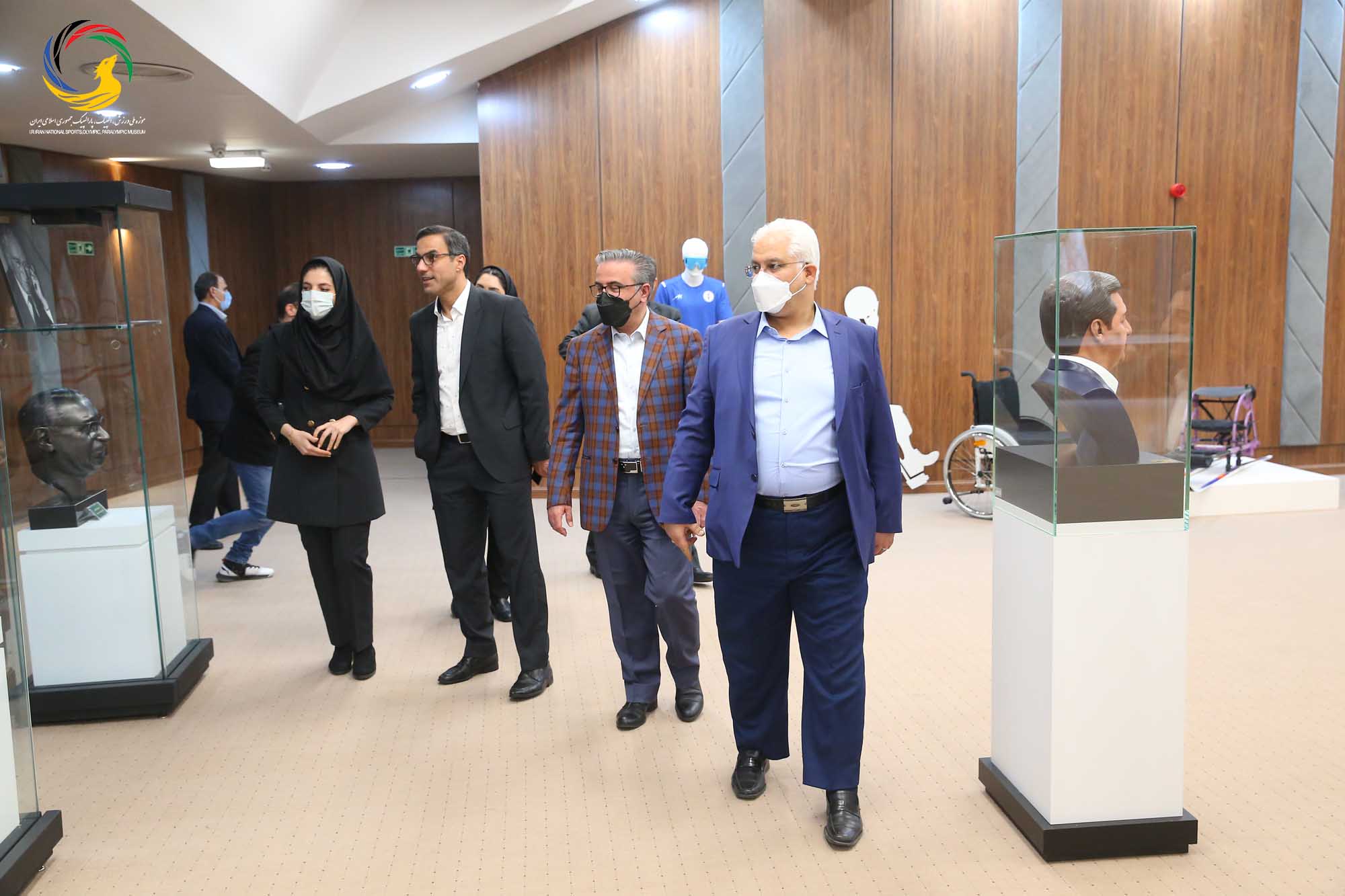 بازدید ریاست اتاق بازرگانی ایران و قطر از موزه ملی ورزش، المپیک، پارالمپیک