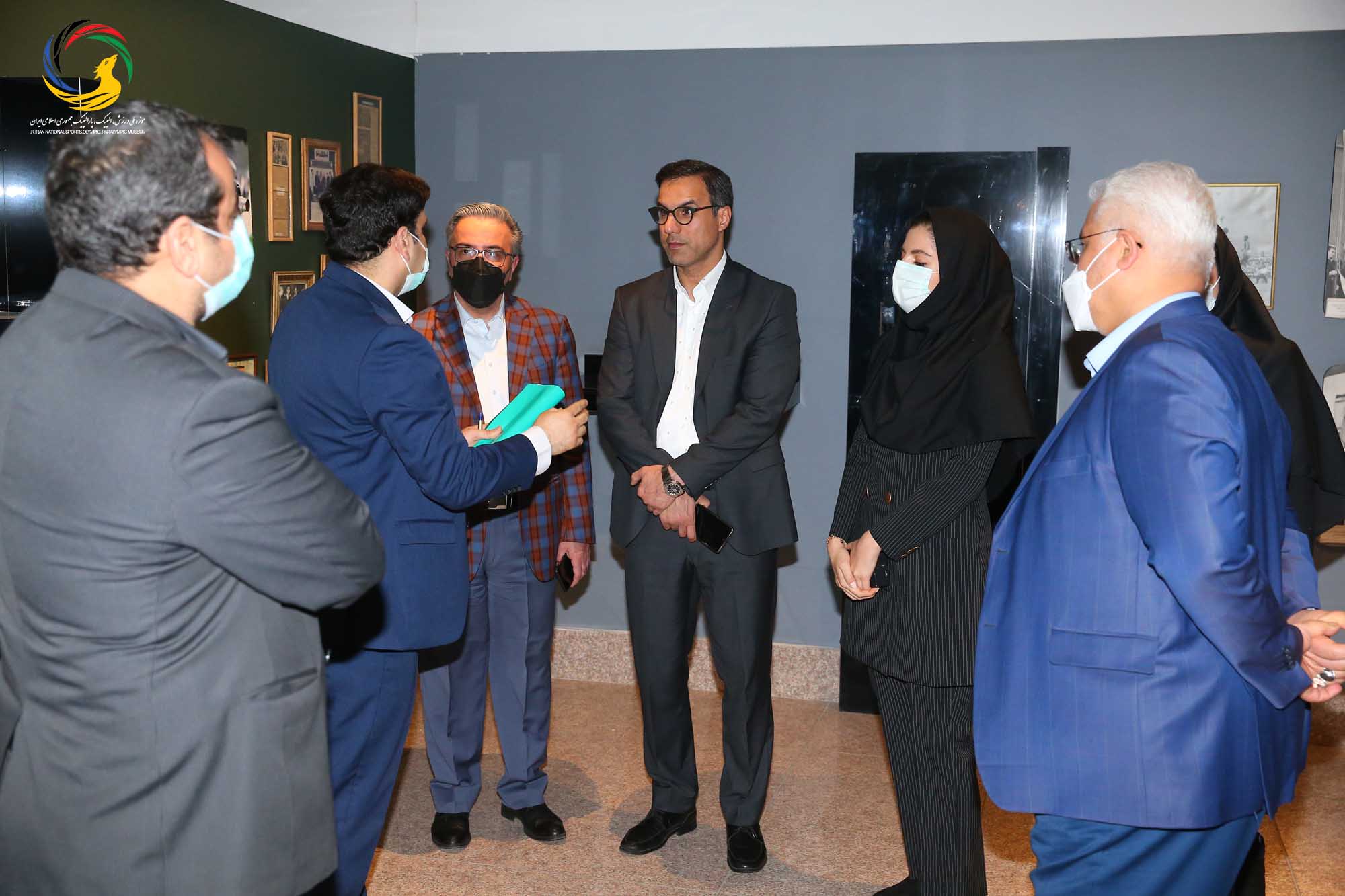 بازدید ریاست اتاق بازرگانی ایران و قطر از موزه ملی ورزش، المپیک، پارالمپیک