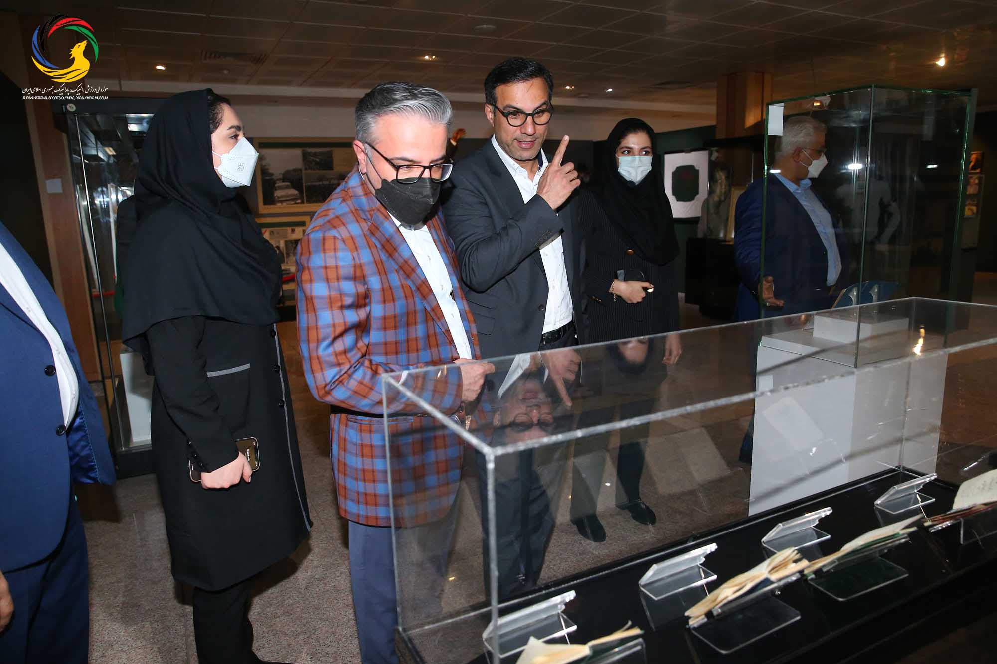 بازدید ریاست اتاق بازرگانی ایران و قطر از موزه ملی ورزش، المپیک، پارالمپیک