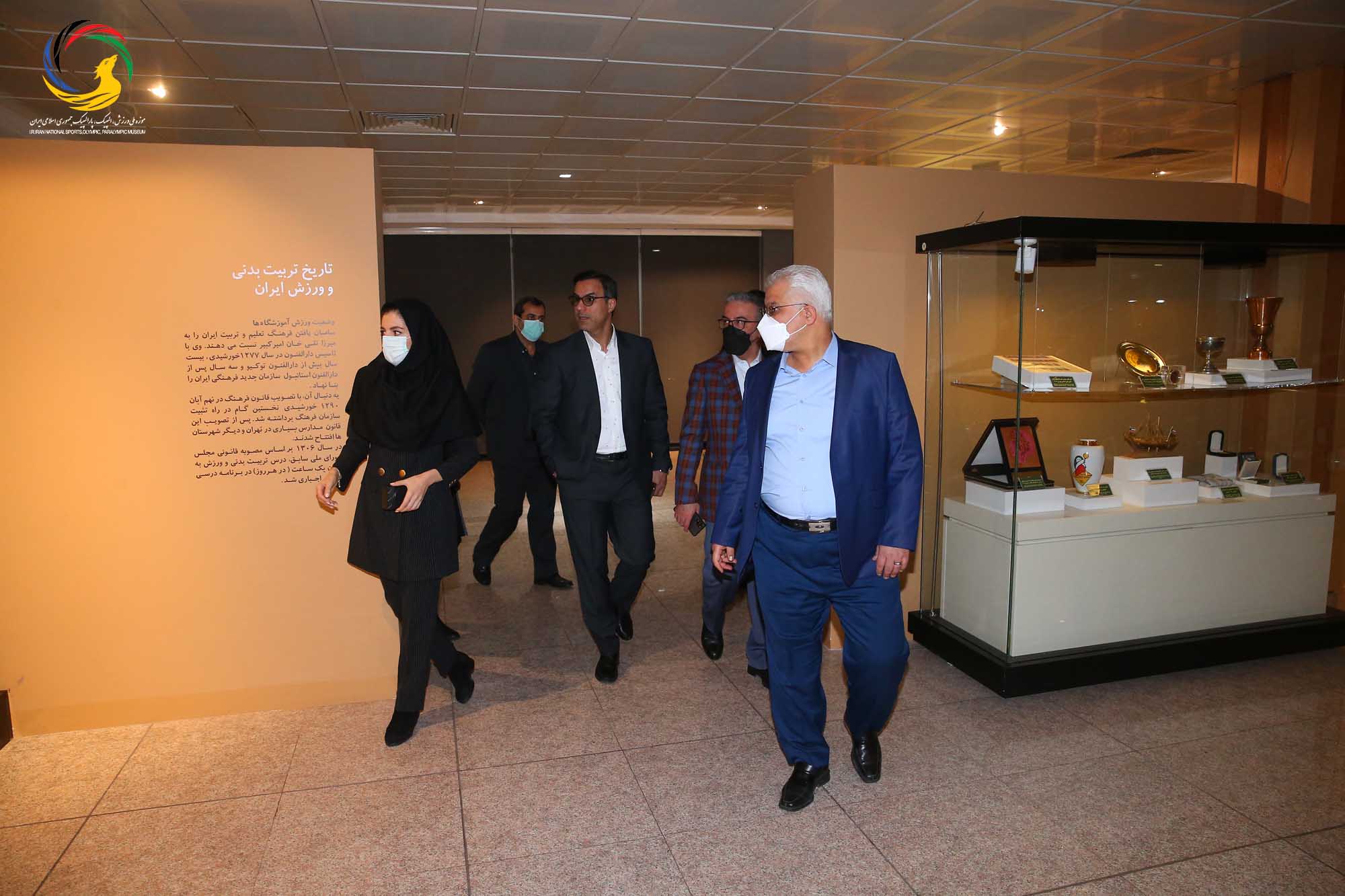 بازدید ریاست اتاق بازرگانی ایران و قطر از موزه ملی ورزش، المپیک، پارالمپیک