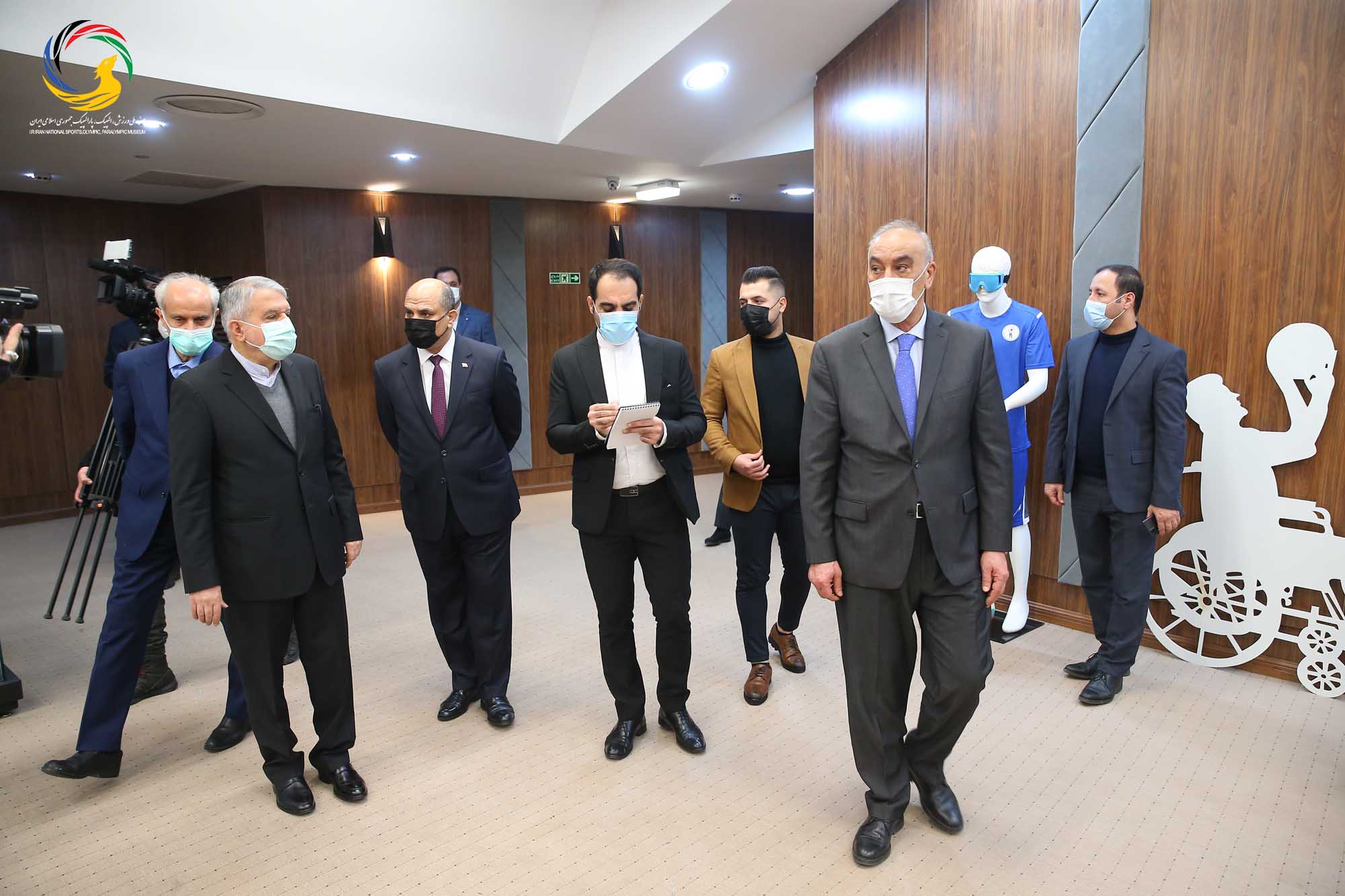 بازدید رئیس و دبیرکل کمیته ملی المپیک عراق از موزه ملی ورزش المپیک و پارالمپیک