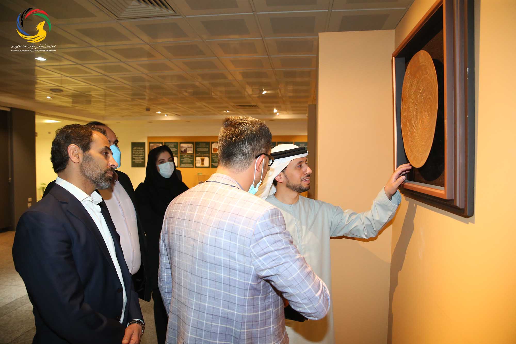 بازدید قیس عبدالله الظالعی رئیس اماراتی کنفدراسیون راگبی آسیا از موزه ملی ورزش، المپیک، پارالمپیک