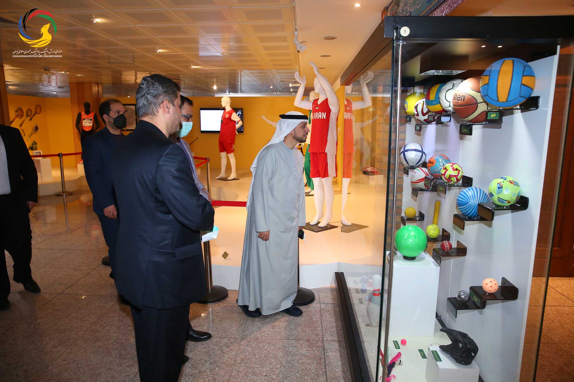 بازدید قیس عبدالله الظالعی رئیس اماراتی کنفدراسیون راگبی آسیا از موزه ملی ورزش، المپیک، پارالمپیک