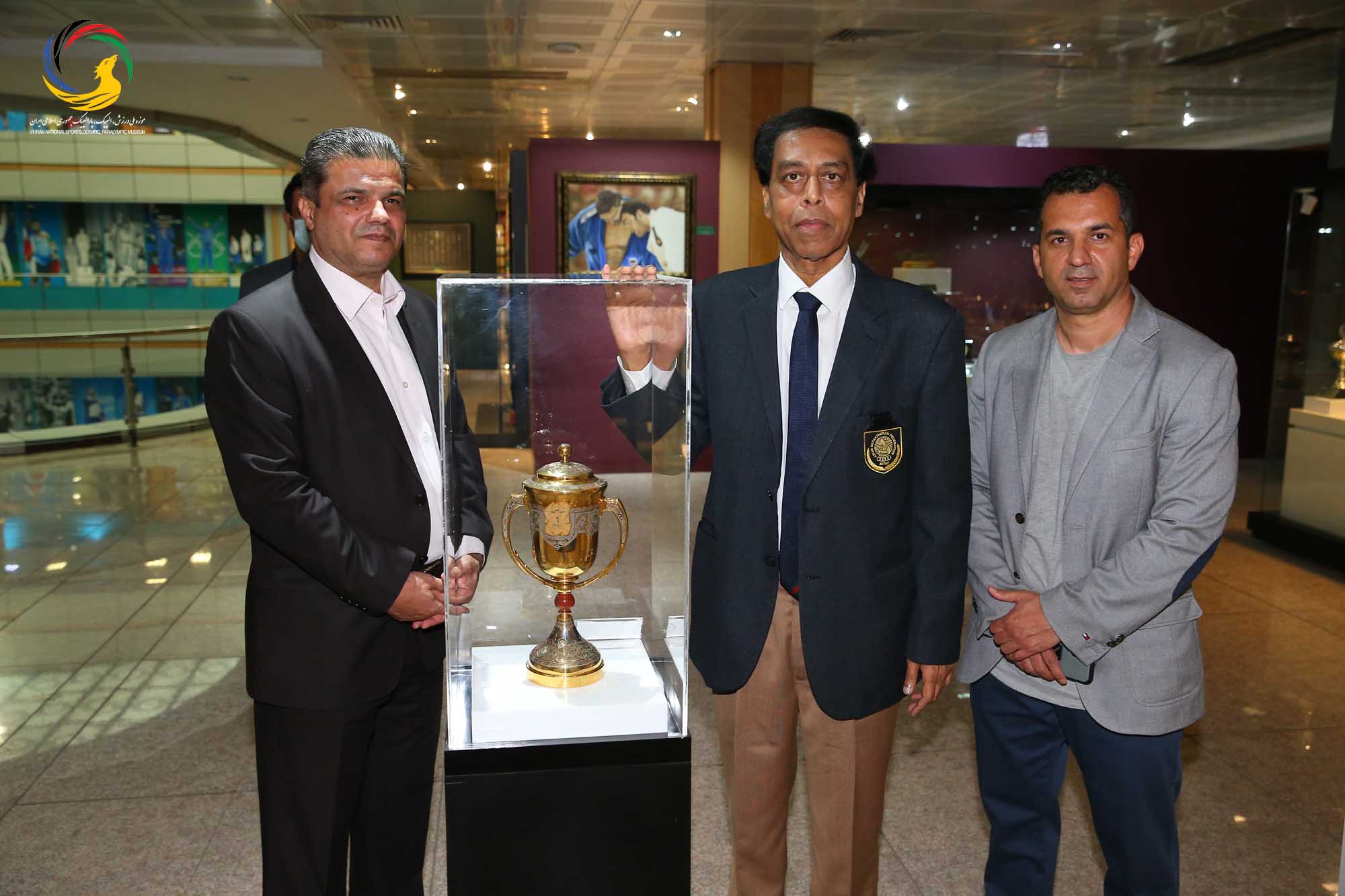 بازدید عبدالحلیم بن قادر رئیس فدراسیون سپک تاکرای آسیا از موزه ملی ورزش، المپیک، پارالمپیک