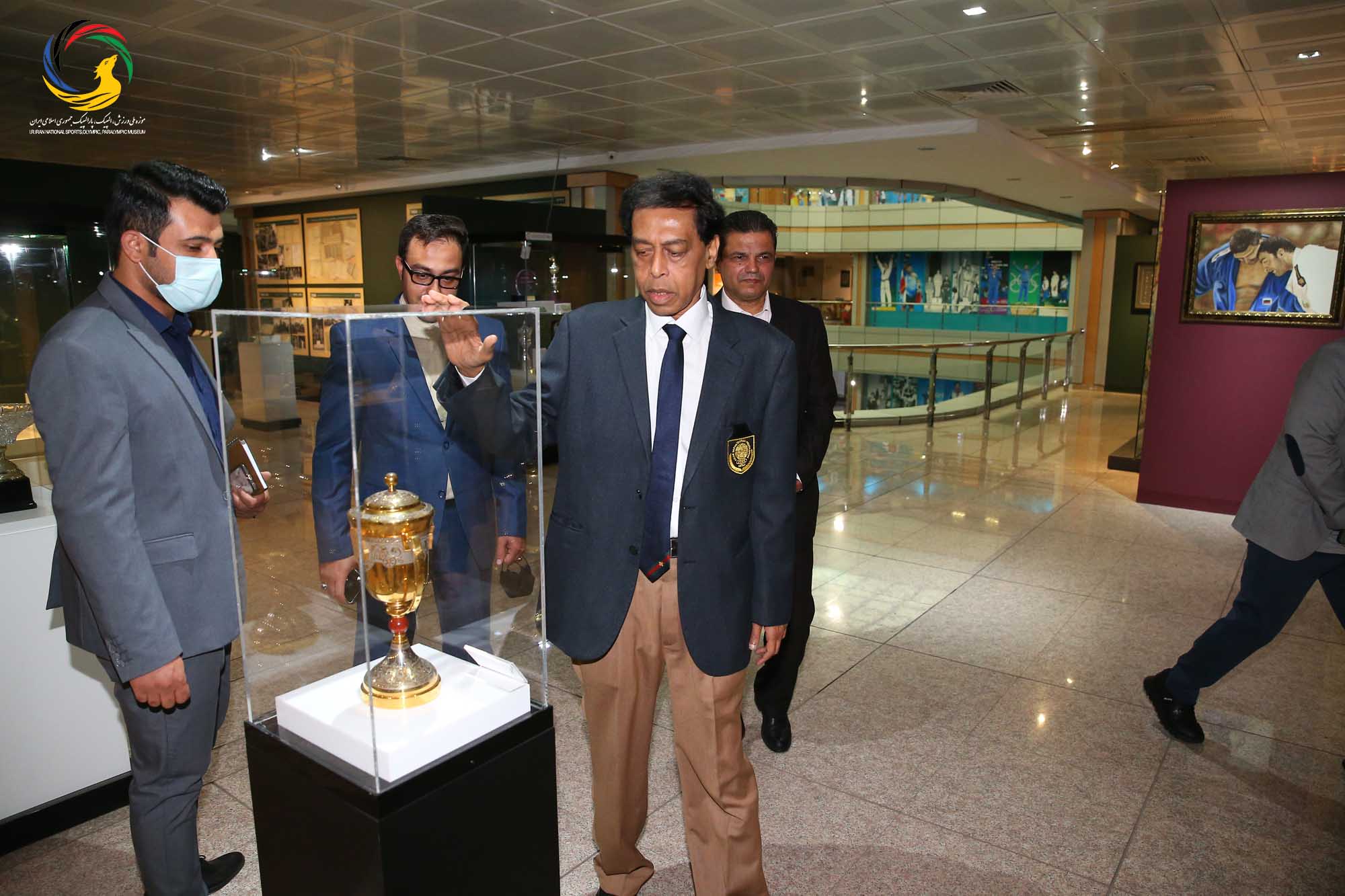 بازدید عبدالحلیم بن قادر رئیس فدراسیون سپک تاکرای آسیا از موزه ملی ورزش، المپیک، پارالمپیک