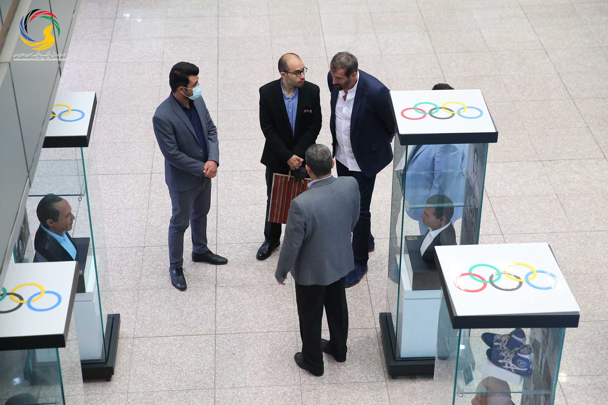 بازدید وسلین وویویچ سرمربی تیم ملی هندبال ایران از موزه ملی ورزش، المپیک، پارالمپیک