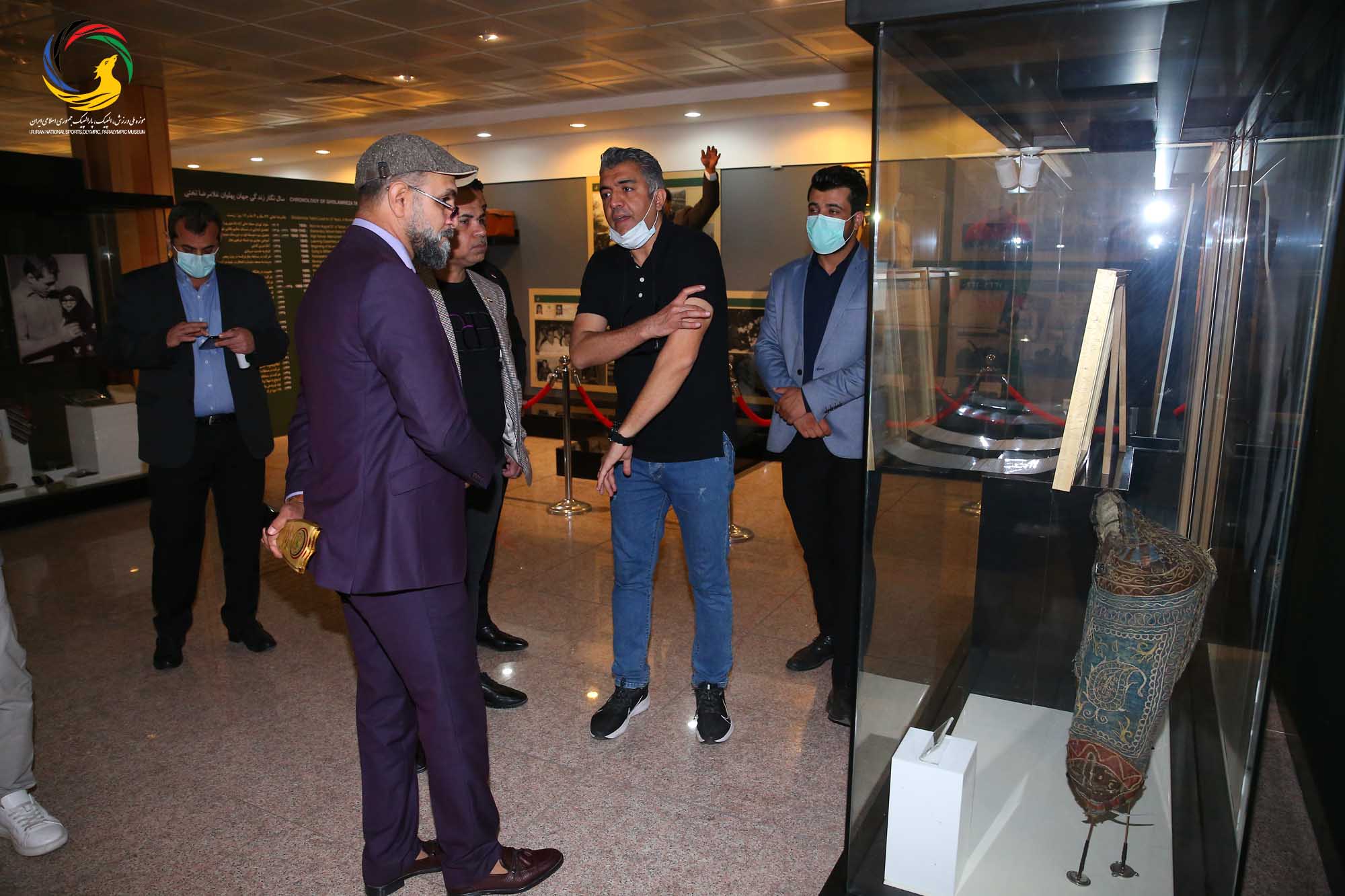 بازدید دکتر صفا صاحب نیف رئیس فدراسیون تنیس عراق از موزه ملی ورزش، المپیک، پارالمپیک
