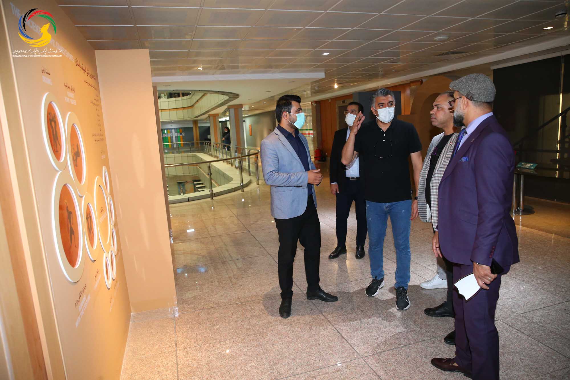 بازدید دکتر صفا صاحب نیف رئیس فدراسیون تنیس عراق از موزه ملی ورزش، المپیک، پارالمپیک