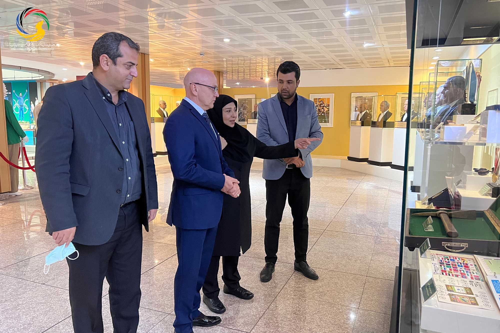 بازدید آندری نوویکوو مدرس جهانی پیلاتس و عضو کنفدراسیون پیلاتس از موزه ملی ورزش، المپیک، پارالمپیک