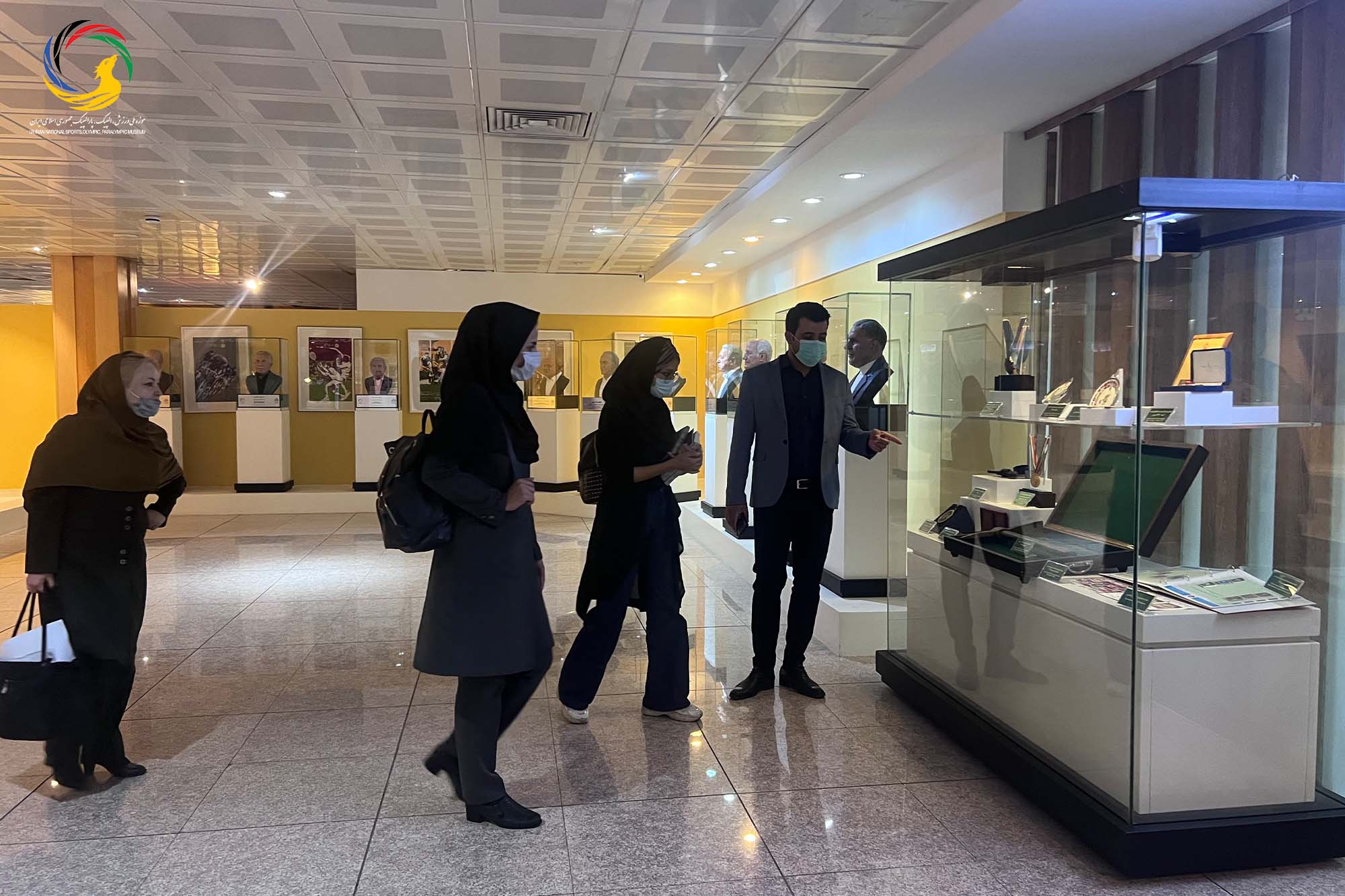 دانشجویان کارشناسی ارشد رشته مطالعات آرشیوی دانشگاه الزهرا