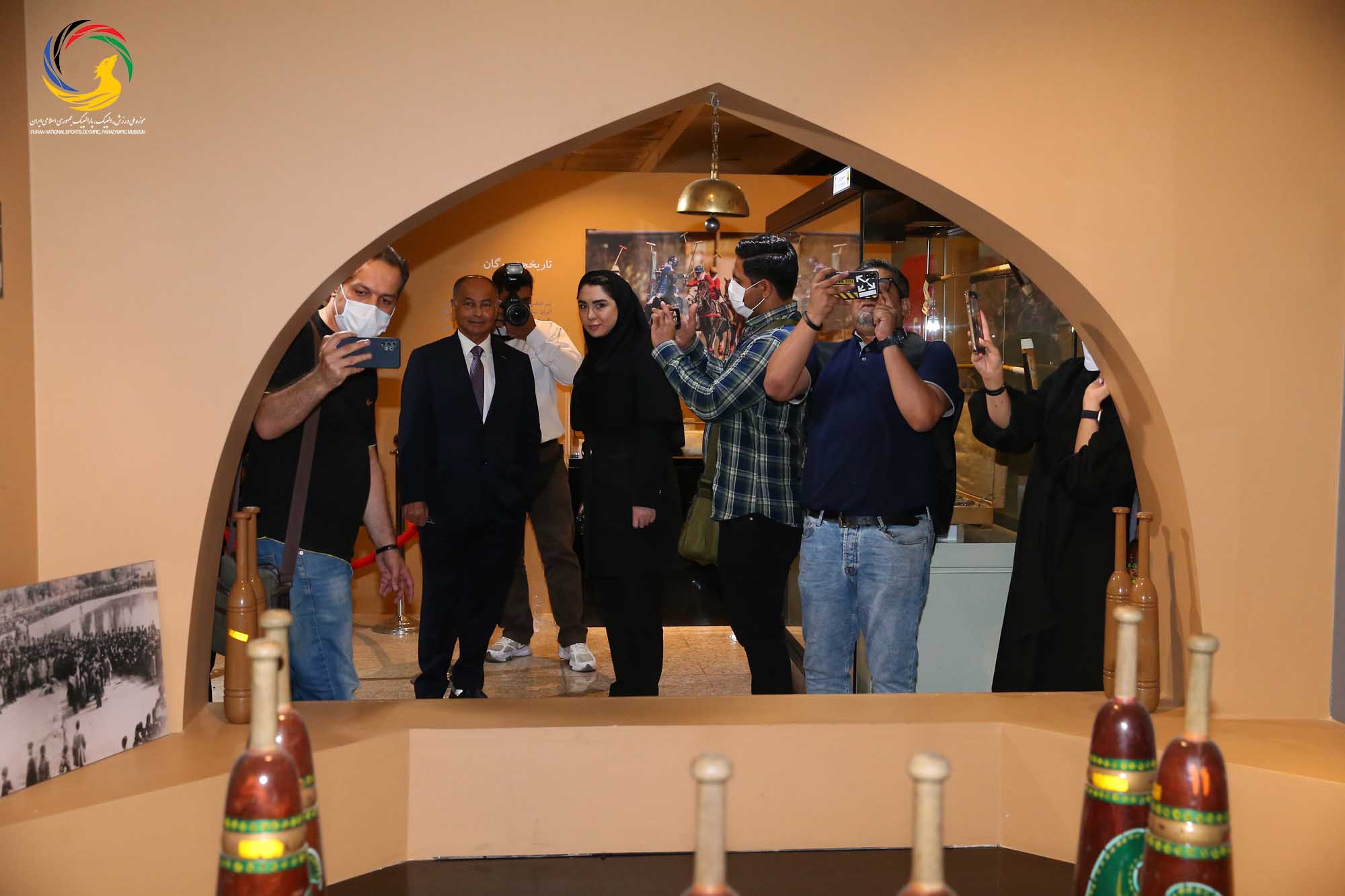 بازدید حسین المسلم مدیر کل شورای المپیک آسیا و رئیس فدراسیون بین المللی شنا از موزه ملی ورزش، المپیک، پارالمپیک