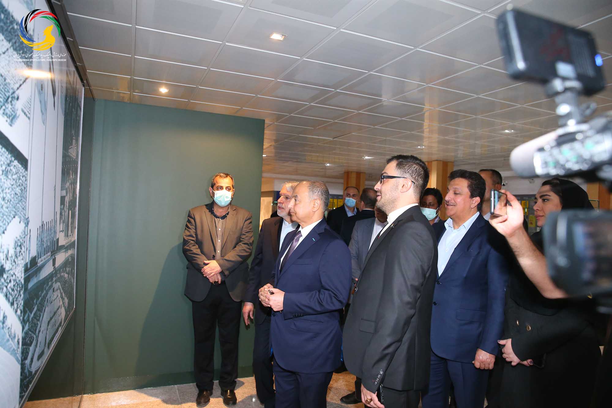 بازدید حسین المسلم مدیر کل شورای المپیک آسیا و رئیس فدراسیون بین المللی شنا از موزه ملی ورزش، المپیک، پارالمپیک
