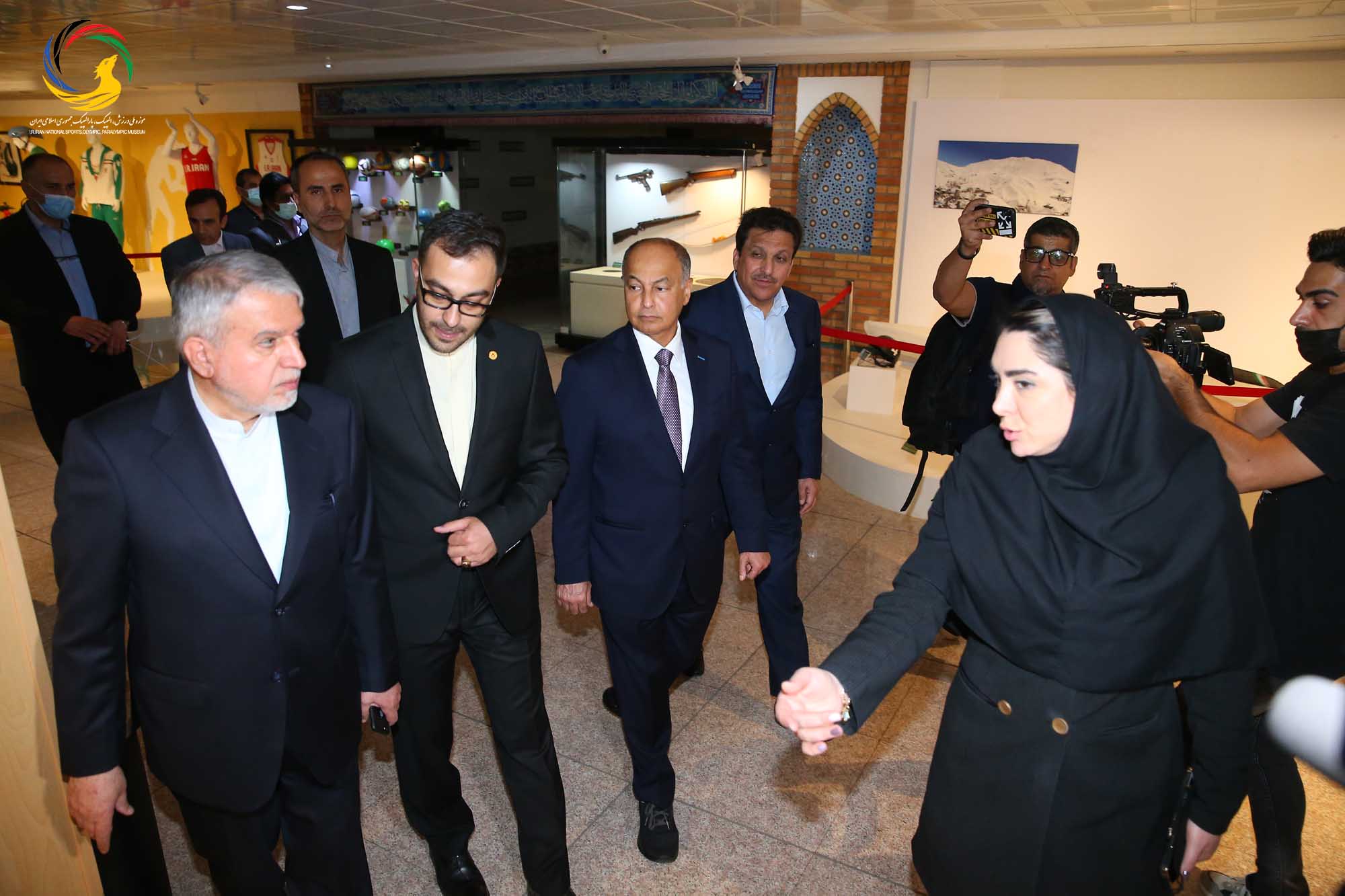 بازدید حسین المسلم مدیر کل شورای المپیک آسیا و رئیس فدراسیون بین المللی شنا از موزه ملی ورزش، المپیک، پارالمپیک