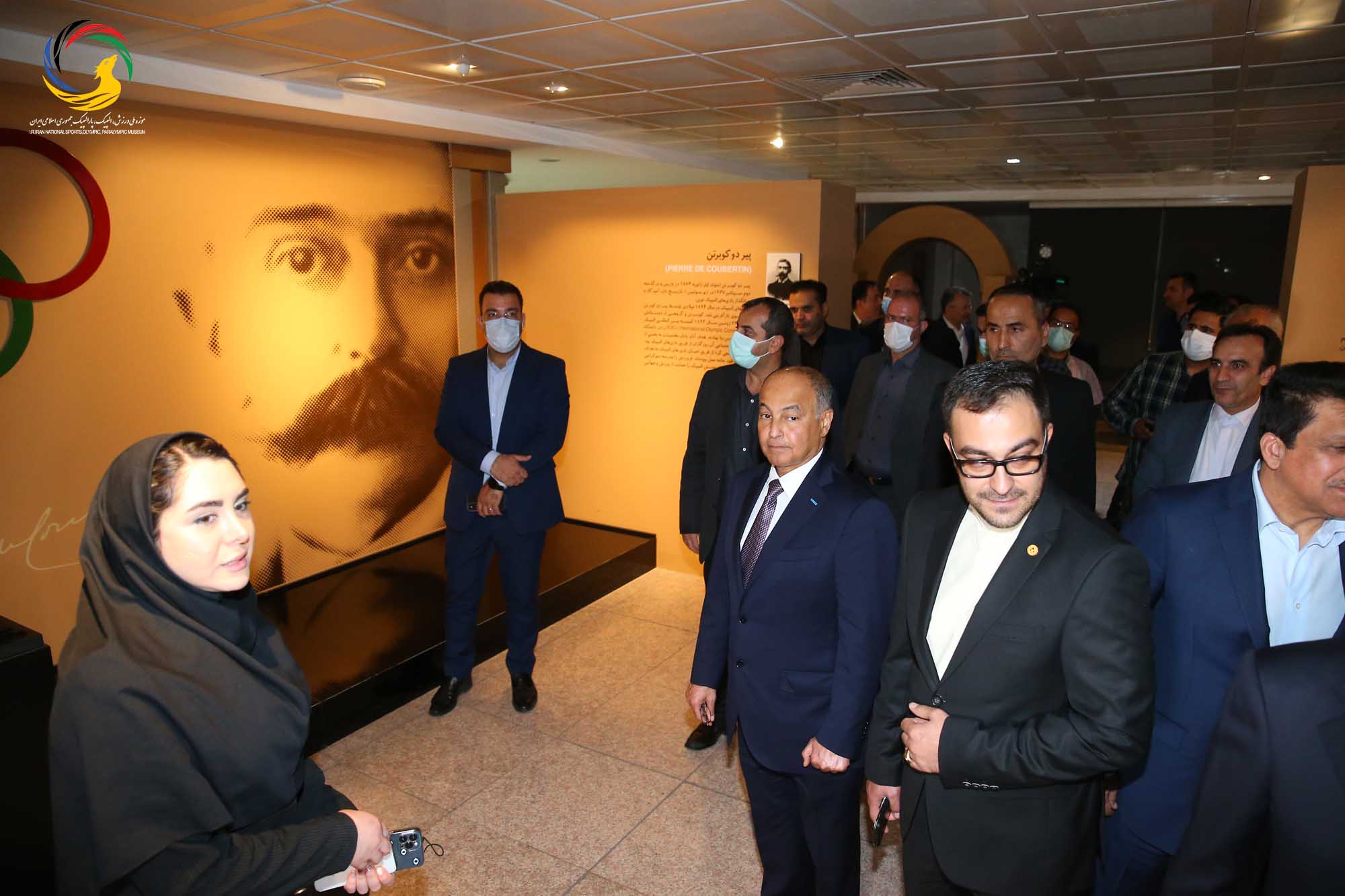 بازدید حسین المسلم مدیر کل شورای المپیک آسیا و رئیس فدراسیون بین المللی شنا از موزه ملی ورزش، المپیک، پارالمپیک